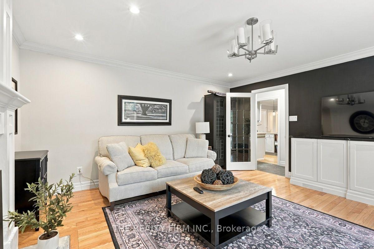 Photo 10 of 40 Leland Place, London, South M — HOMEH