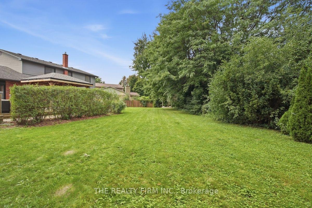 Photo 42 of 40 Leland Place, London, South M — HOMEH