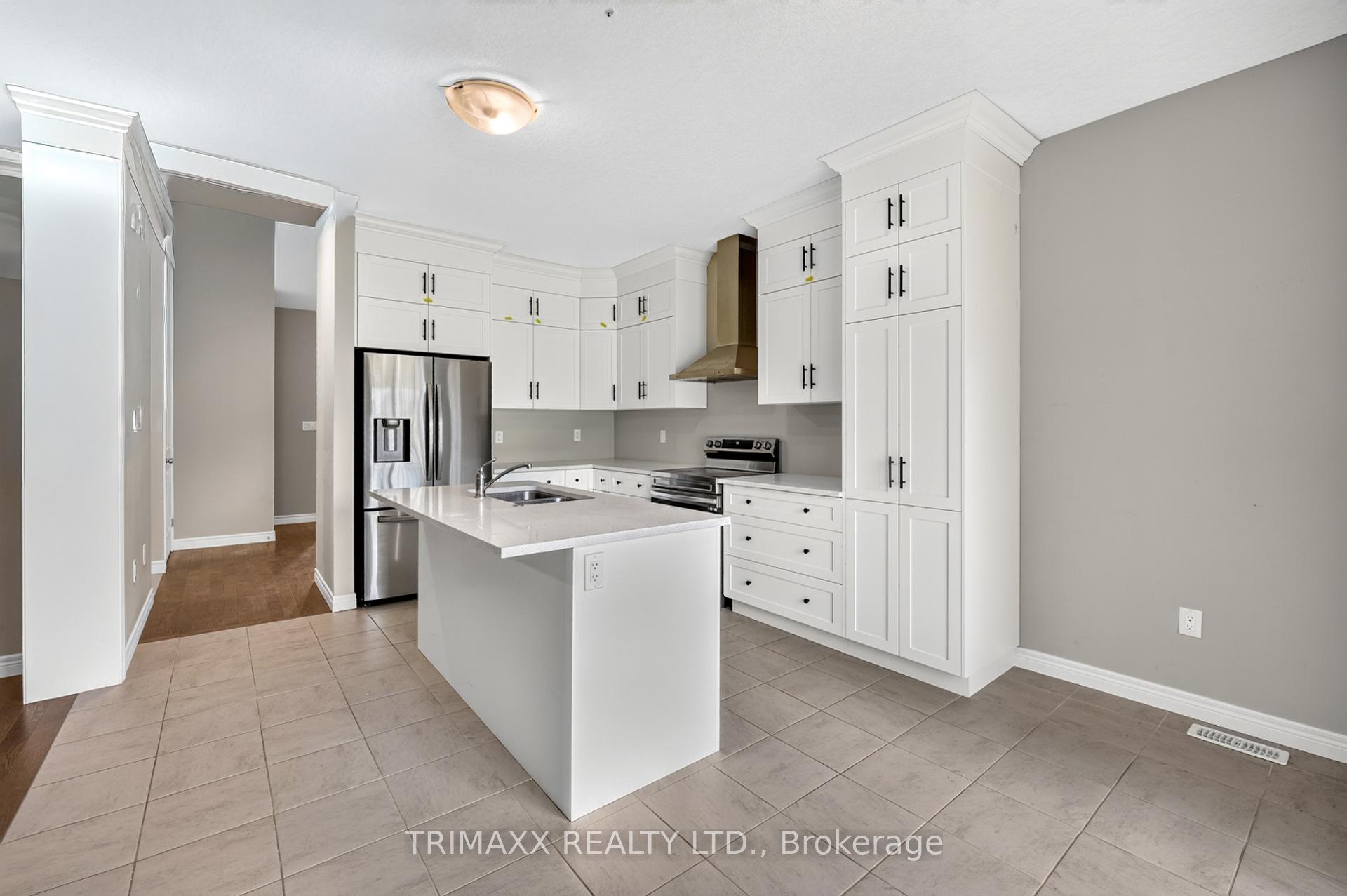 Photo 9 of 104 Tartan Avenue, Kitchener, Huron Park — HOMEH