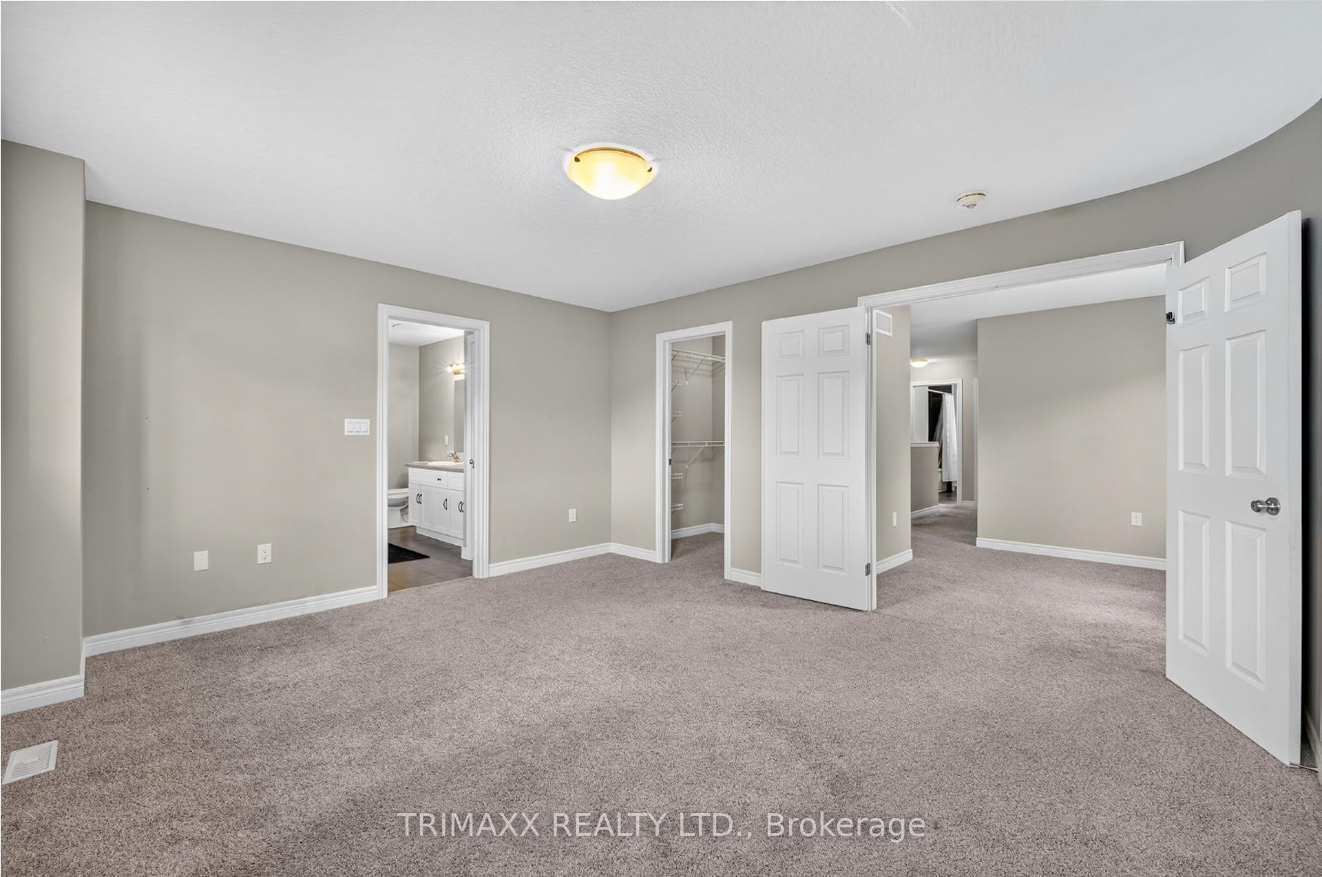 Photo 17 of 104 Tartan Avenue, Kitchener, Huron Park — HOMEH