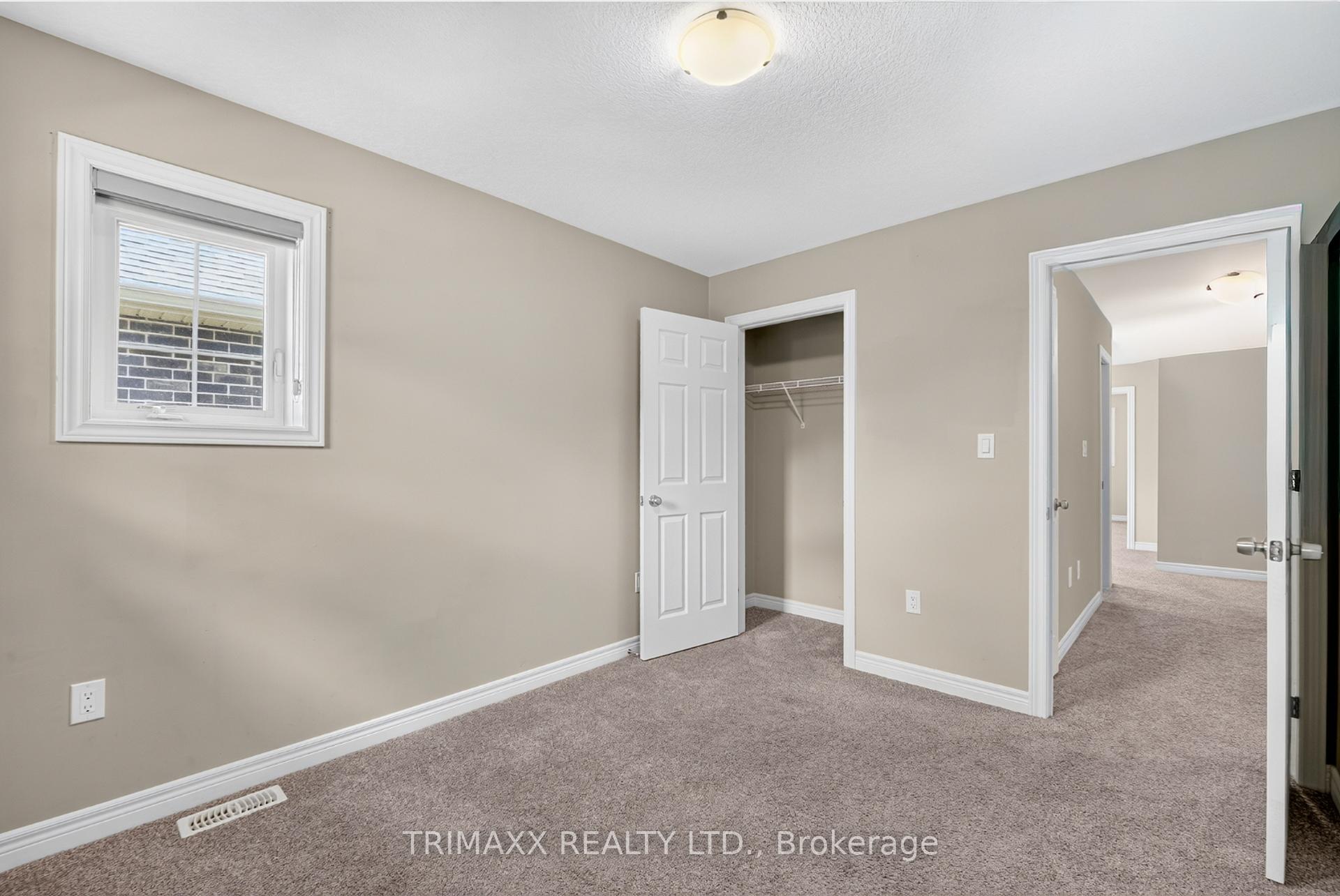Photo 23 of 104 Tartan Avenue, Kitchener, Huron Park — HOMEH