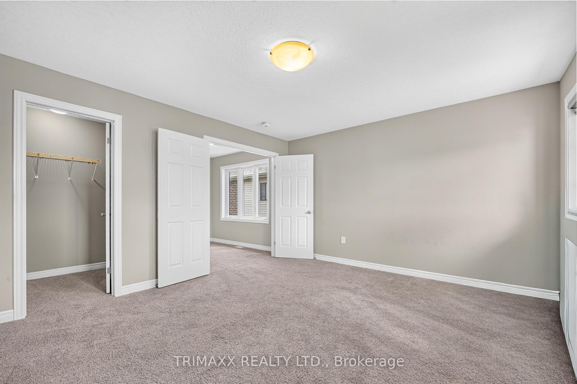 Photo 22 of 104 Tartan Avenue, Kitchener, Huron Park — HOMEH