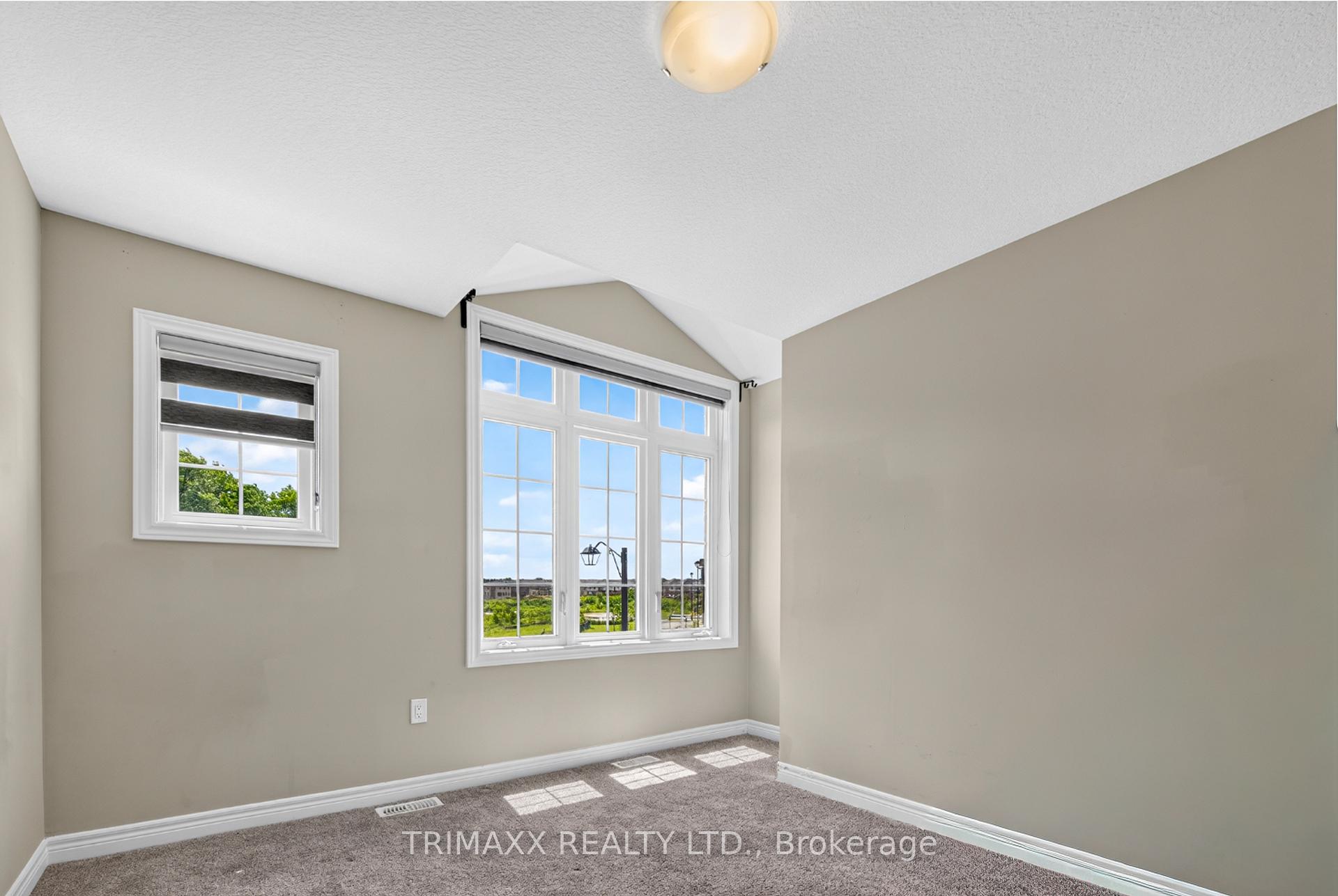 Photo 25 of 104 Tartan Avenue, Kitchener, Huron Park — HOMEH