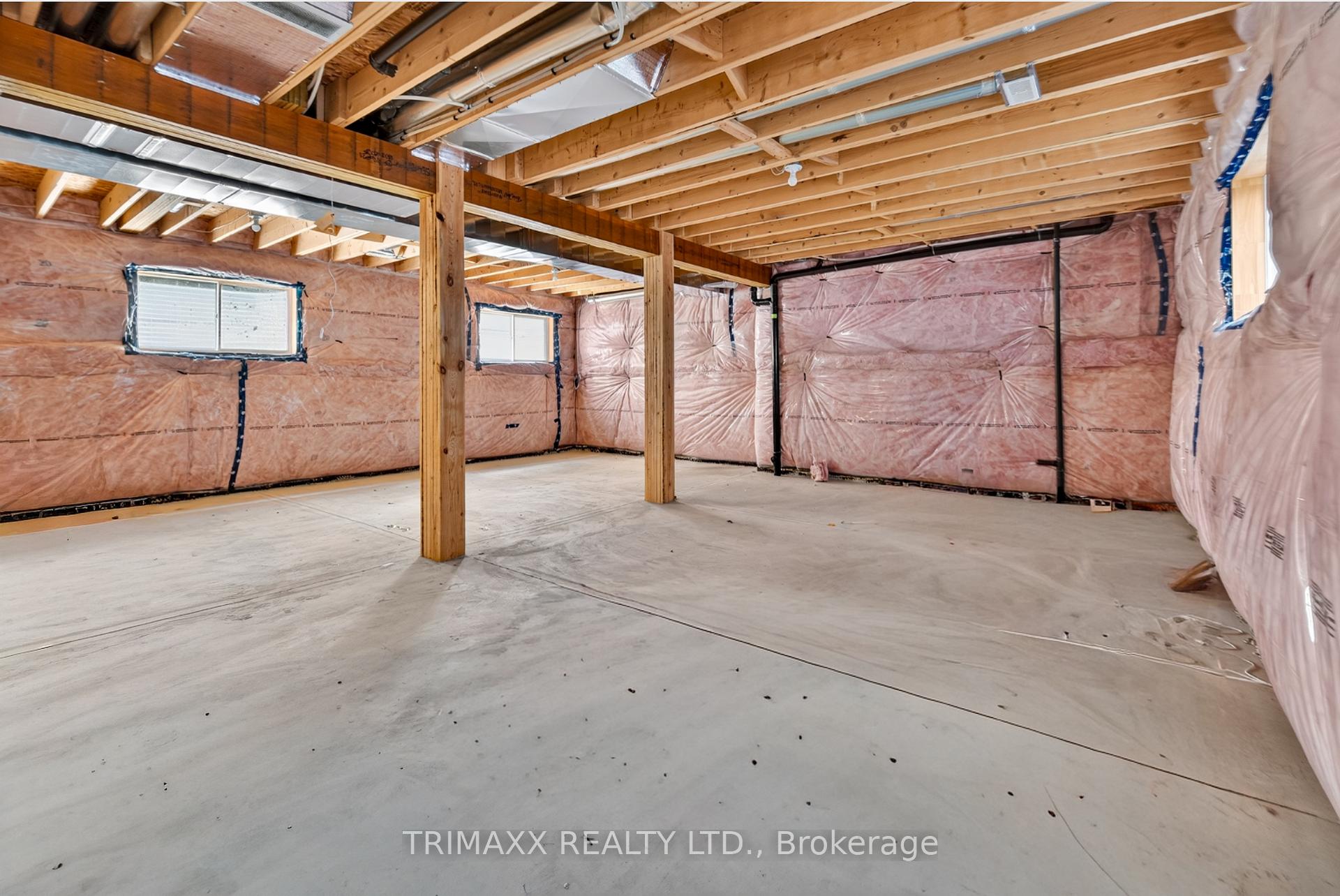 Photo 36 of 104 Tartan Avenue, Kitchener, Huron Park — HOMEH