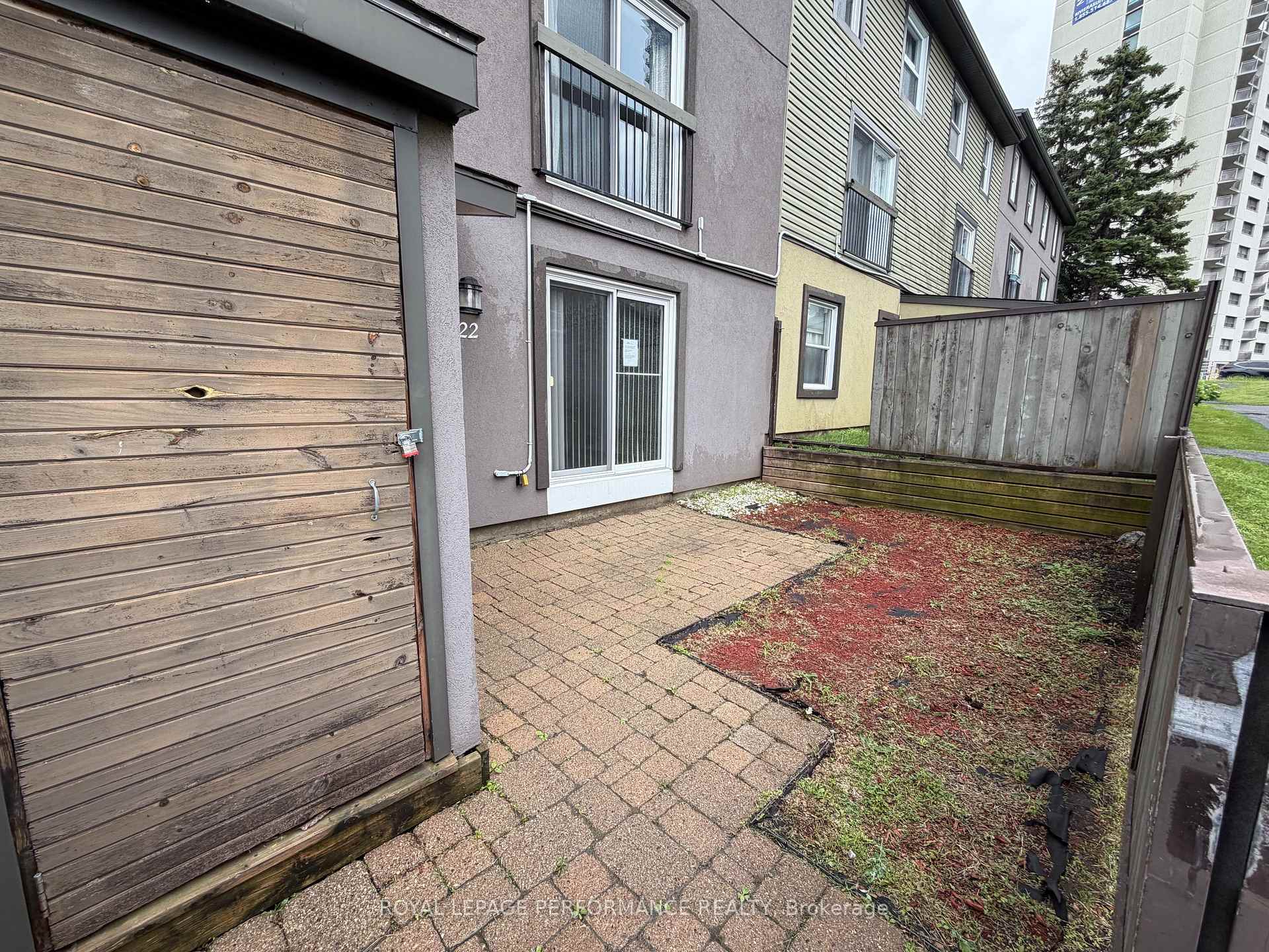 Photo 4 of Unit 22, 1250 Mcwatters Road, Ottawa, Queensway Terrace South/Ridgeview — HOMEH