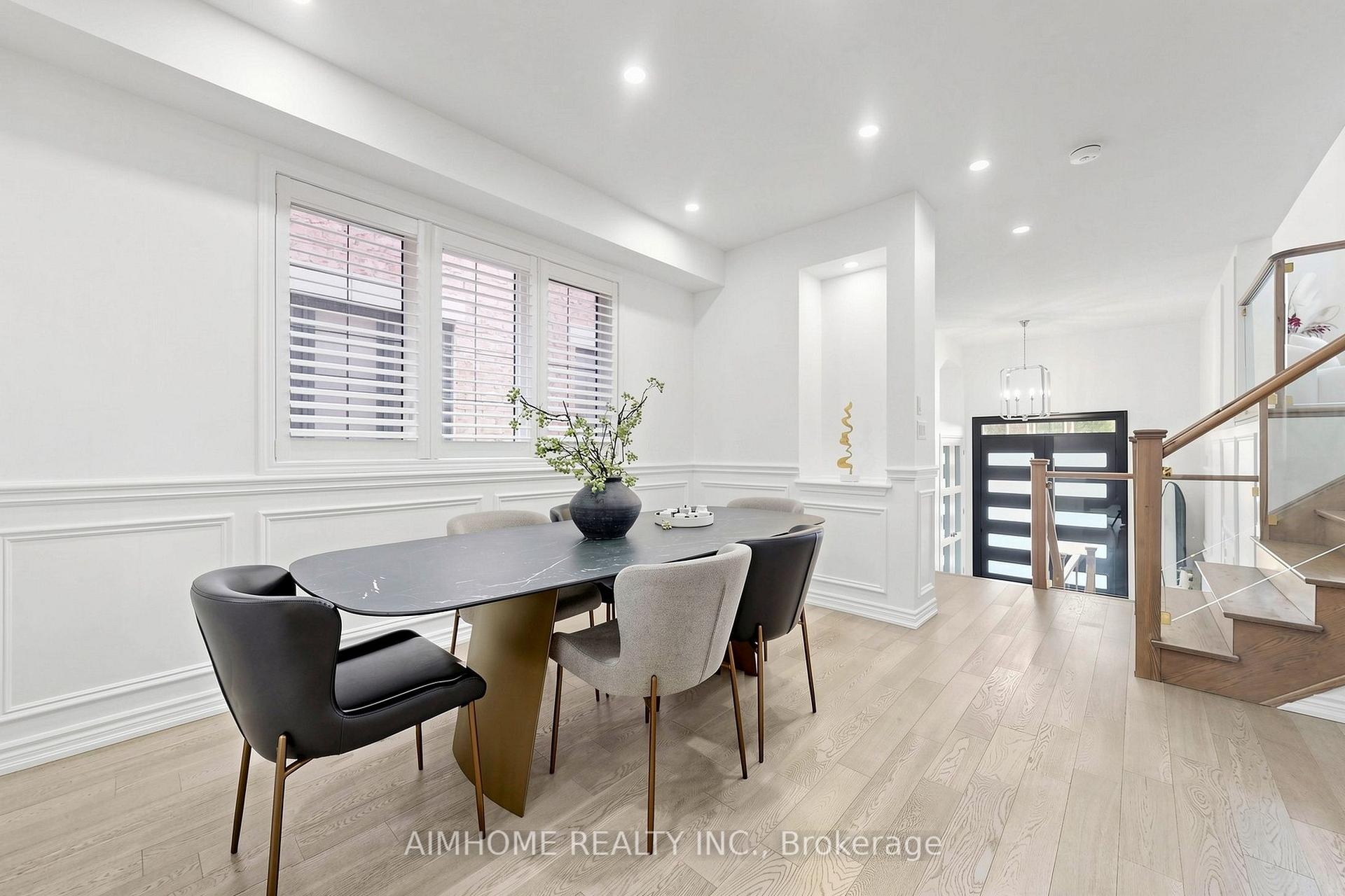 Photo 4 of 48 Pierre Berton Boulevard, Vaughan, Kleinburg — HOMEH