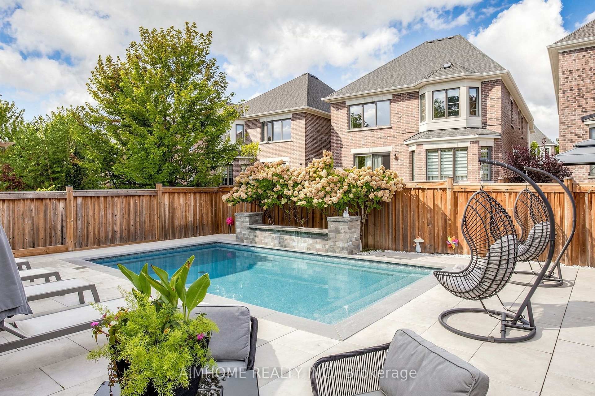 Photo 47 of 48 Pierre Berton Boulevard, Vaughan, Kleinburg — HOMEH