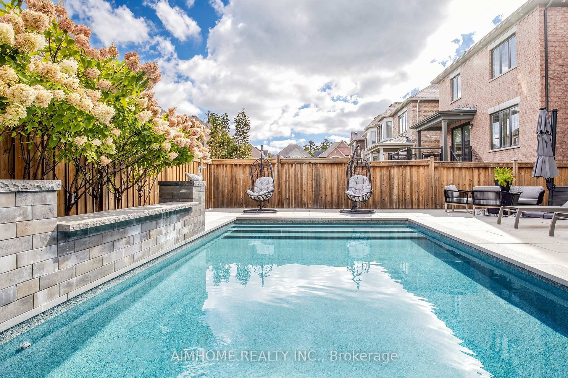 Photo 48 of 48 Pierre Berton Boulevard, Vaughan, Kleinburg — HOMEH