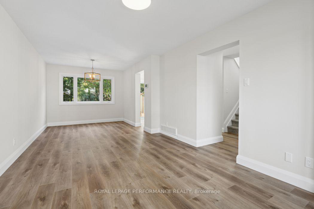 Photo 9 of 602 Brome Crescent, Ottawa, Fallingbrook/Ridgemount — HOMEH