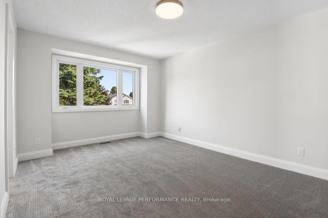 Photo 18 of 602 Brome Crescent, Ottawa, Fallingbrook/Ridgemount — HOMEH