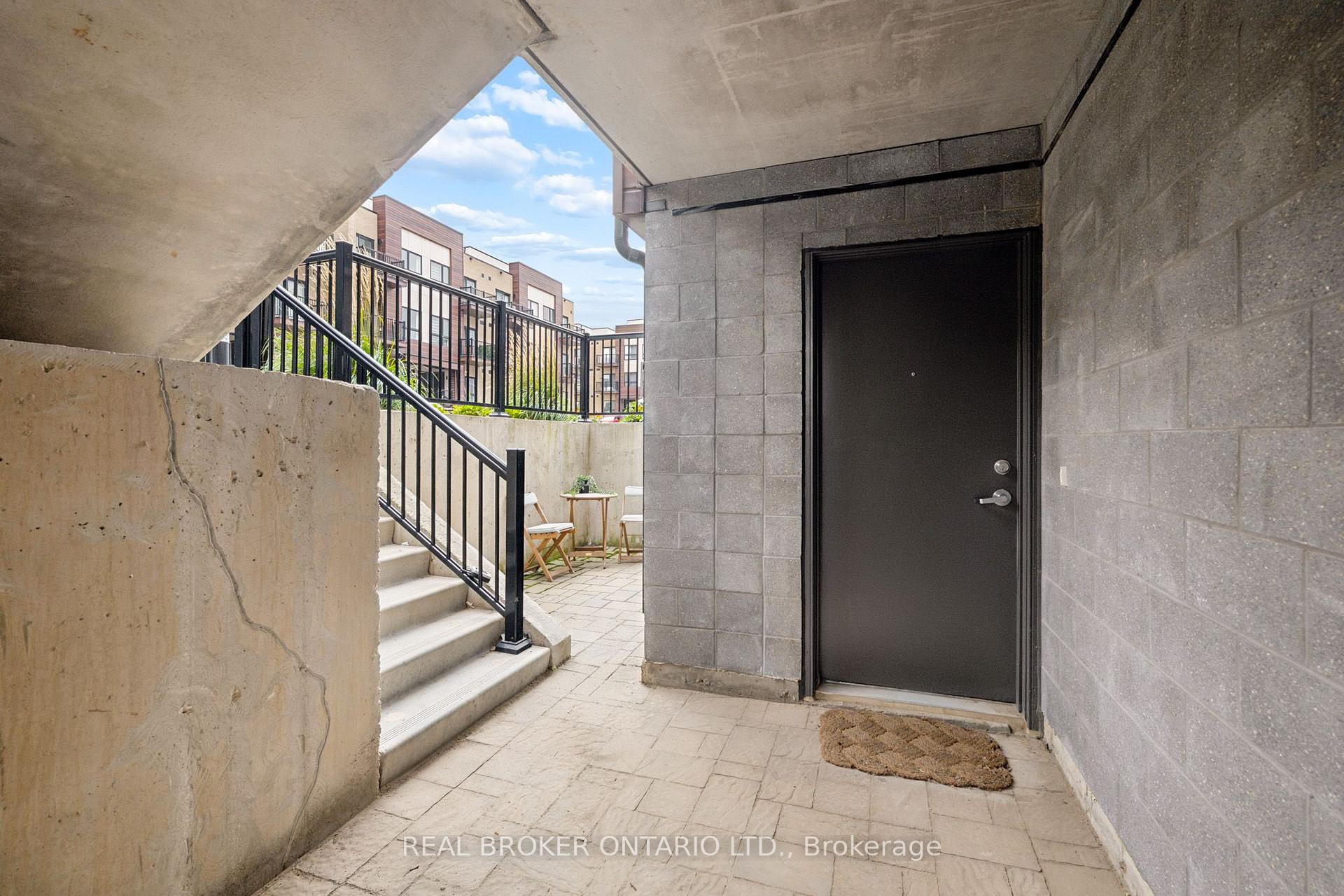 Photo 5 of Unit 1, 10 Palace Street, Kitchener, Laurentian Hills — HOMEH