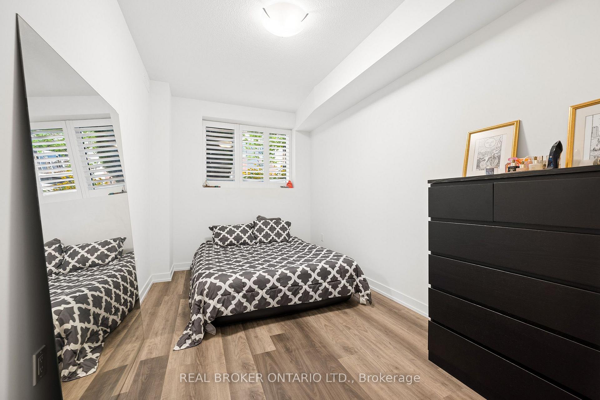 Photo 24 of Unit 1, 10 Palace Street, Kitchener, Laurentian Hills — HOMEH
