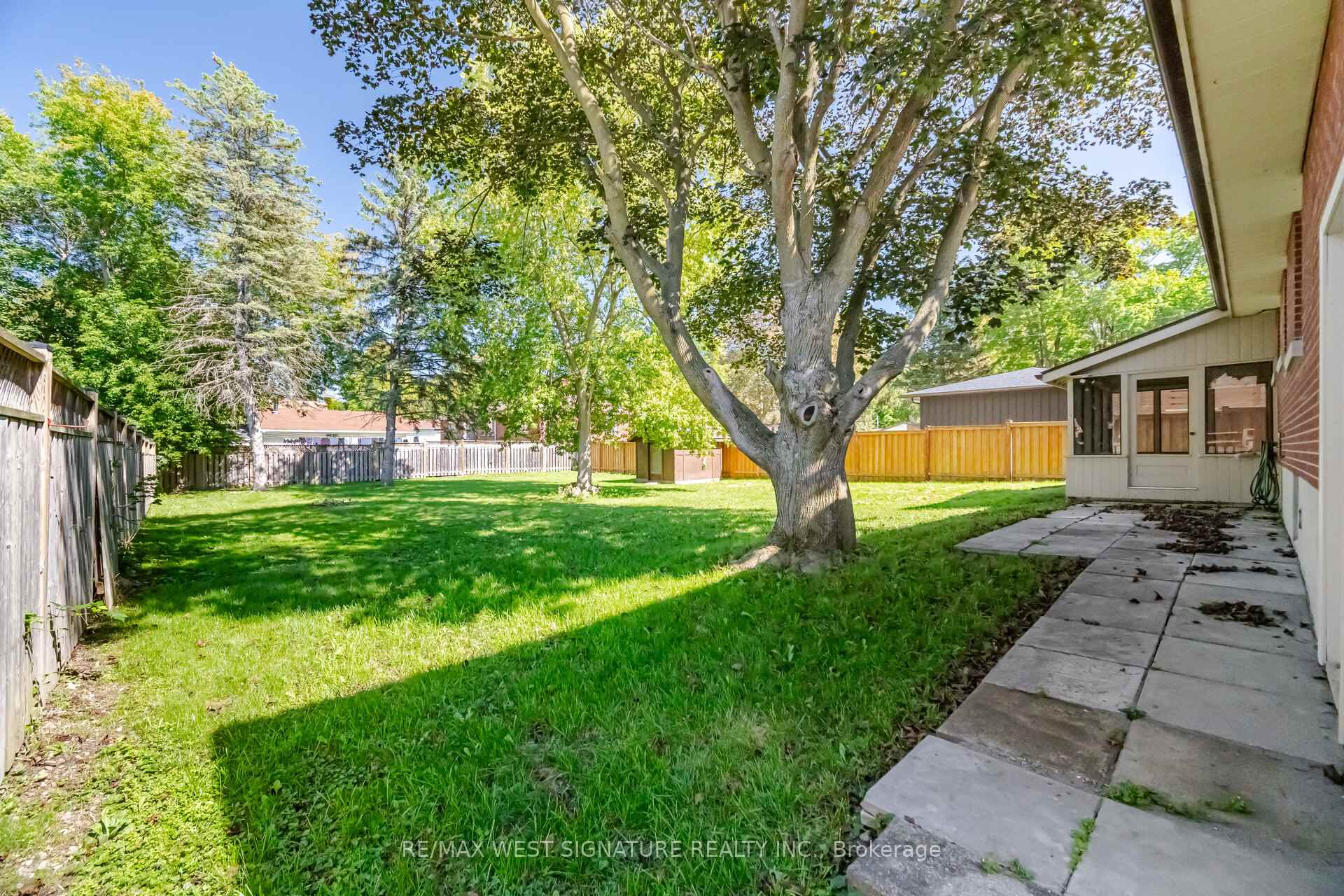 Photo 39 of 55 John Street, Caledon, Bolton East — HOMEH