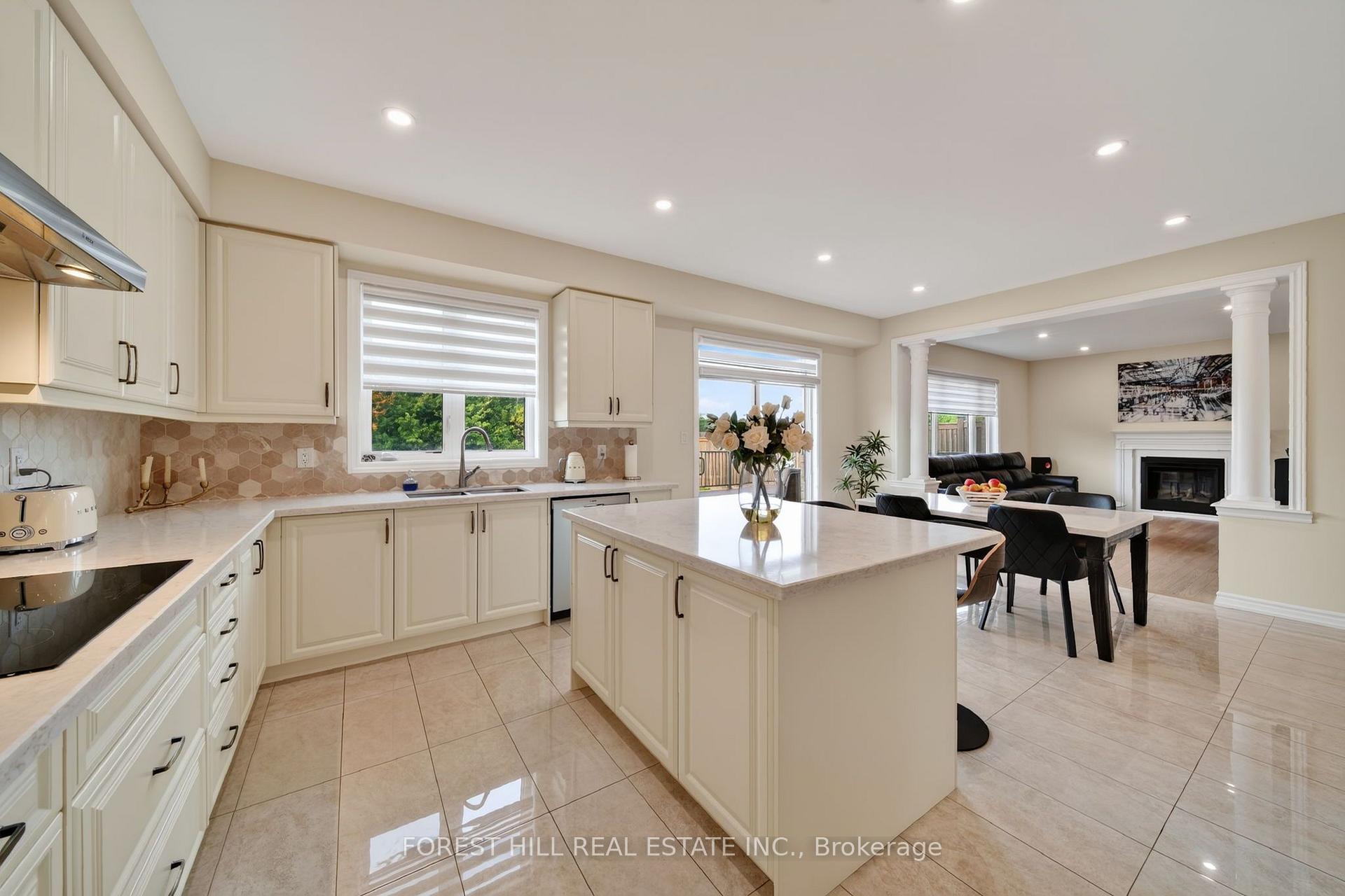 Photo 9 of 37 Rugman Crescent, Springwater, Centre Vespra — HOMEH
