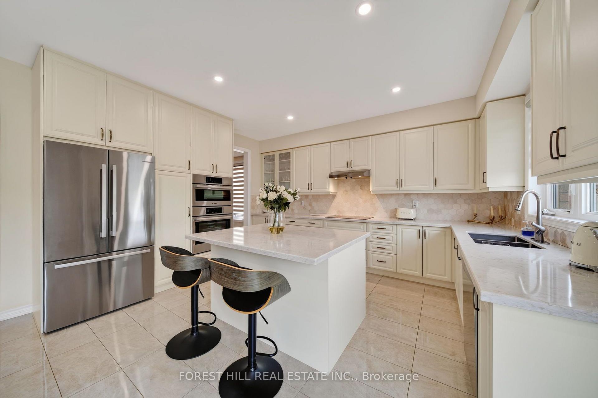 Photo 11 of 37 Rugman Crescent, Springwater, Centre Vespra — HOMEH