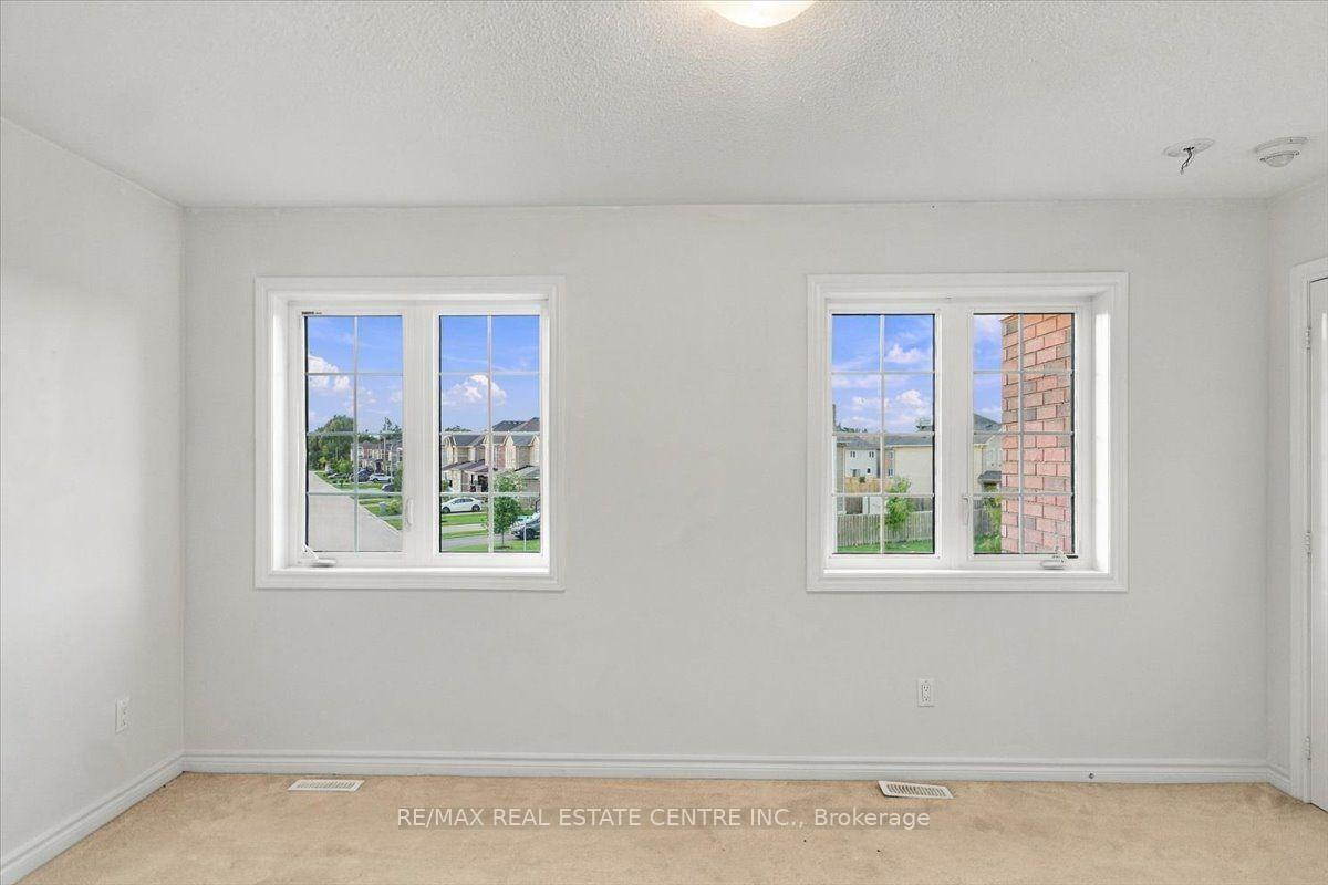Photo 18 of 303 Moody Street, Southgate — HOMEH
