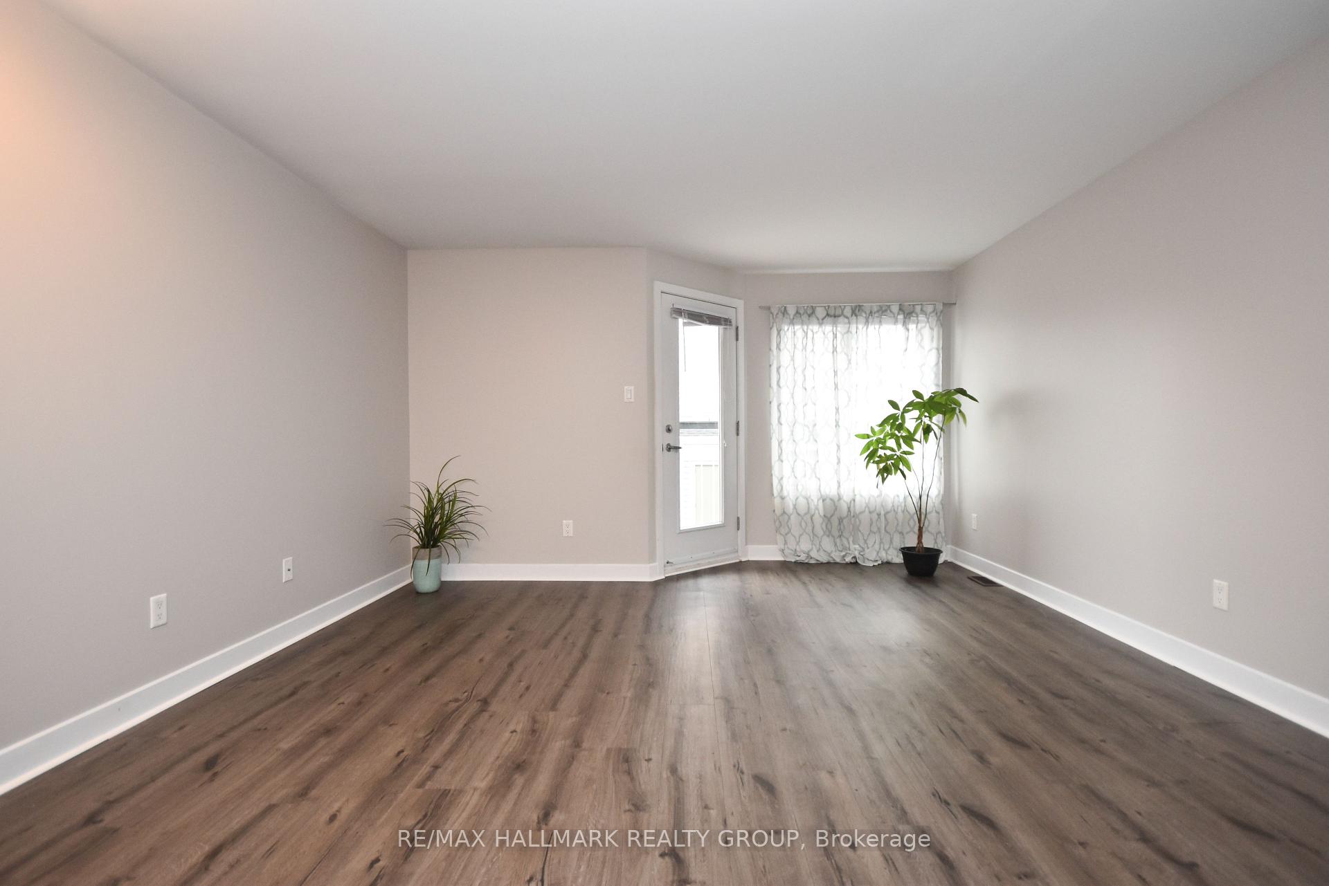 Photo 15 of Unit D, 4528 Innes Road, Ottawa, Avalon East — HOMEH