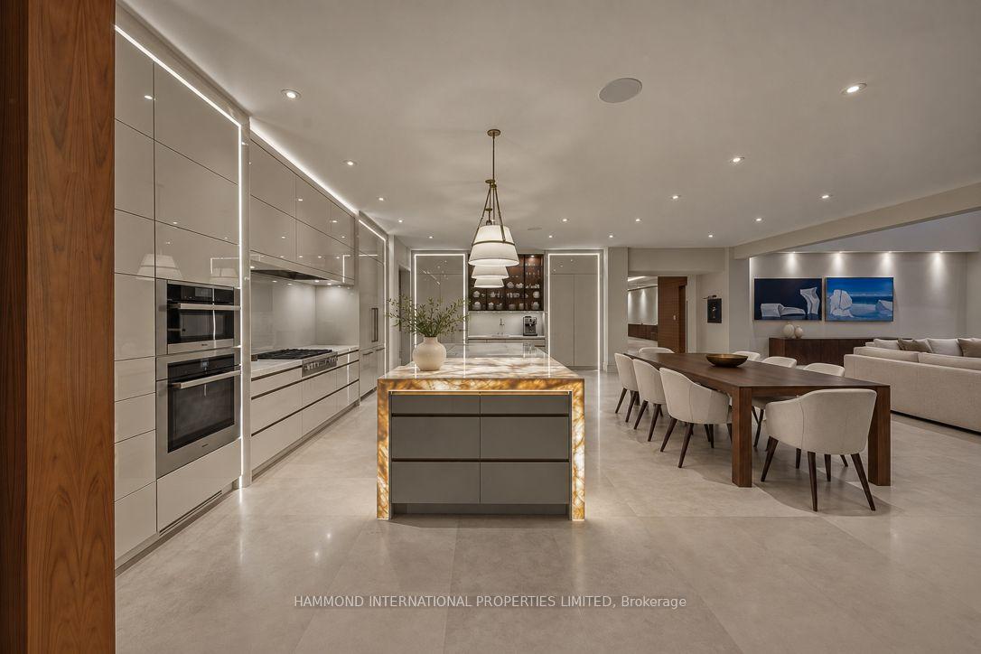 Photo 10 of 103 Old Colony Road, North York, St. Andrew-Windfields — HOMEH