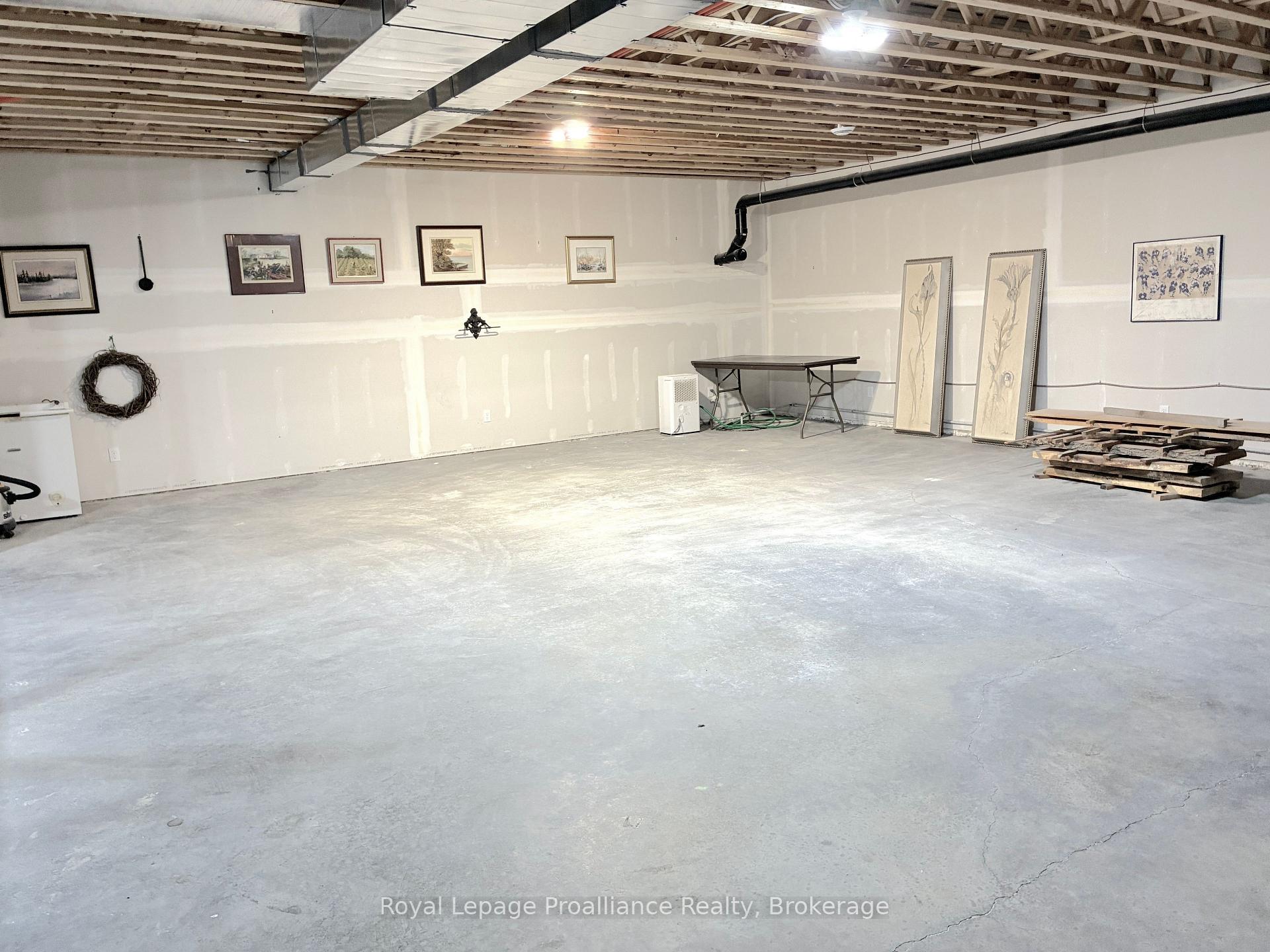 Photo 31 of 254 Airport Road, Quinte West, Sidney Ward — HOMEH