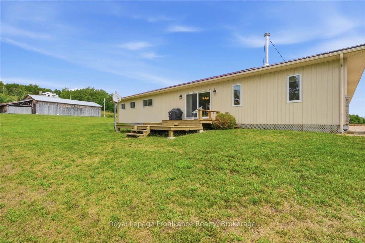 Photo 37 of 254 Airport Road, Quinte West, Sidney Ward — HOMEH