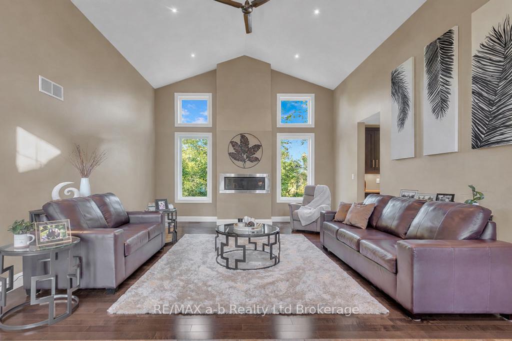 Photo 13 of 9442 Richmond Road, Bayham, Richmond — HOMEH