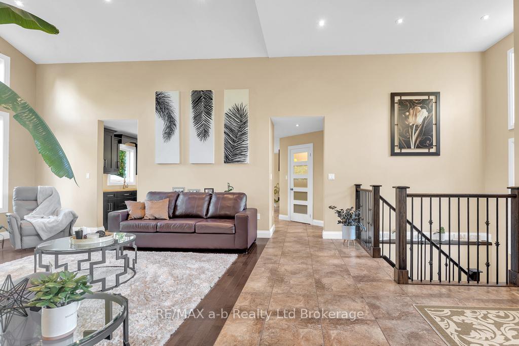Photo 14 of 9442 Richmond Road, Bayham, Richmond — HOMEH