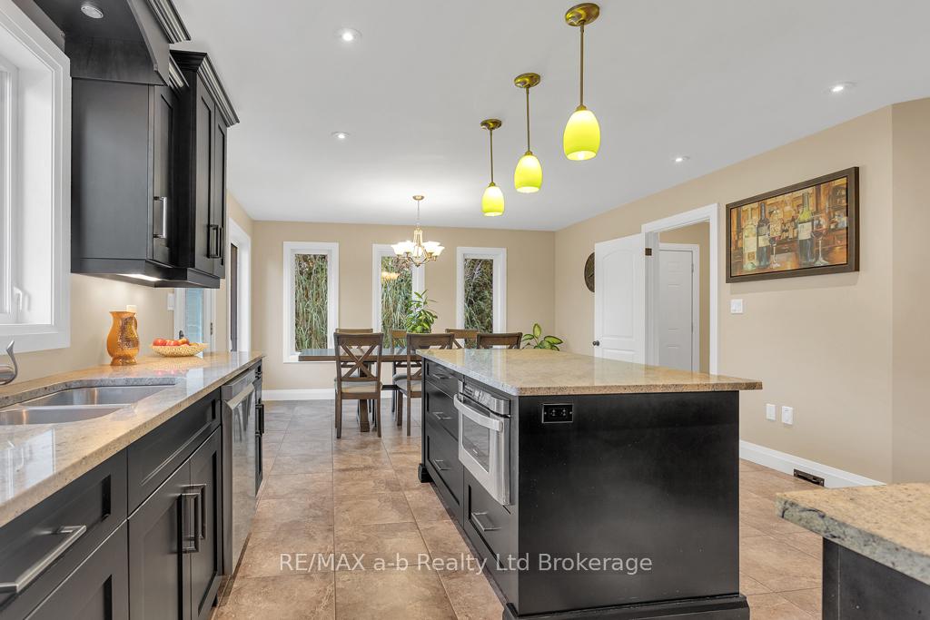 Photo 16 of 9442 Richmond Road, Bayham, Richmond — HOMEH