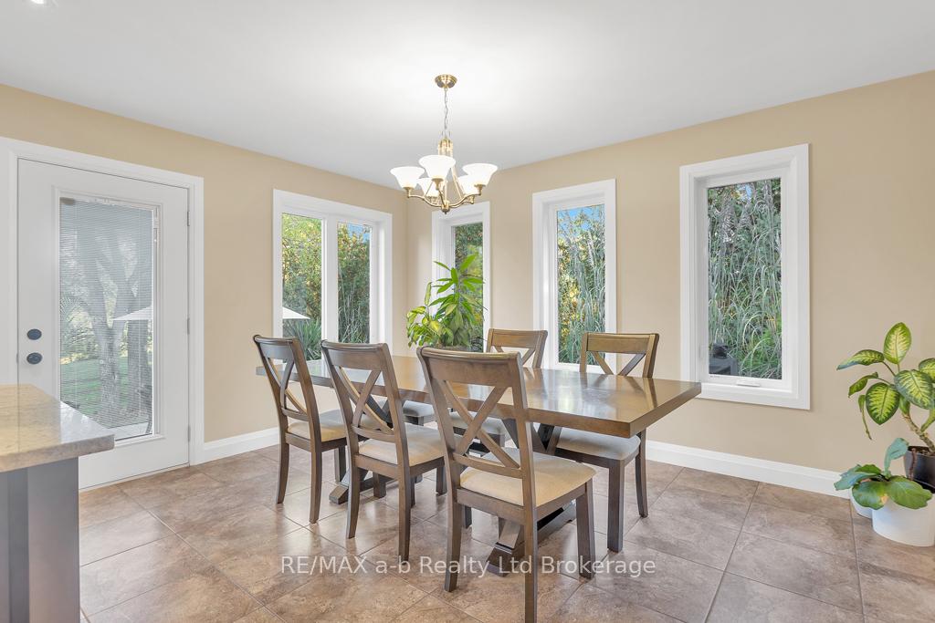 Photo 19 of 9442 Richmond Road, Bayham, Richmond — HOMEH