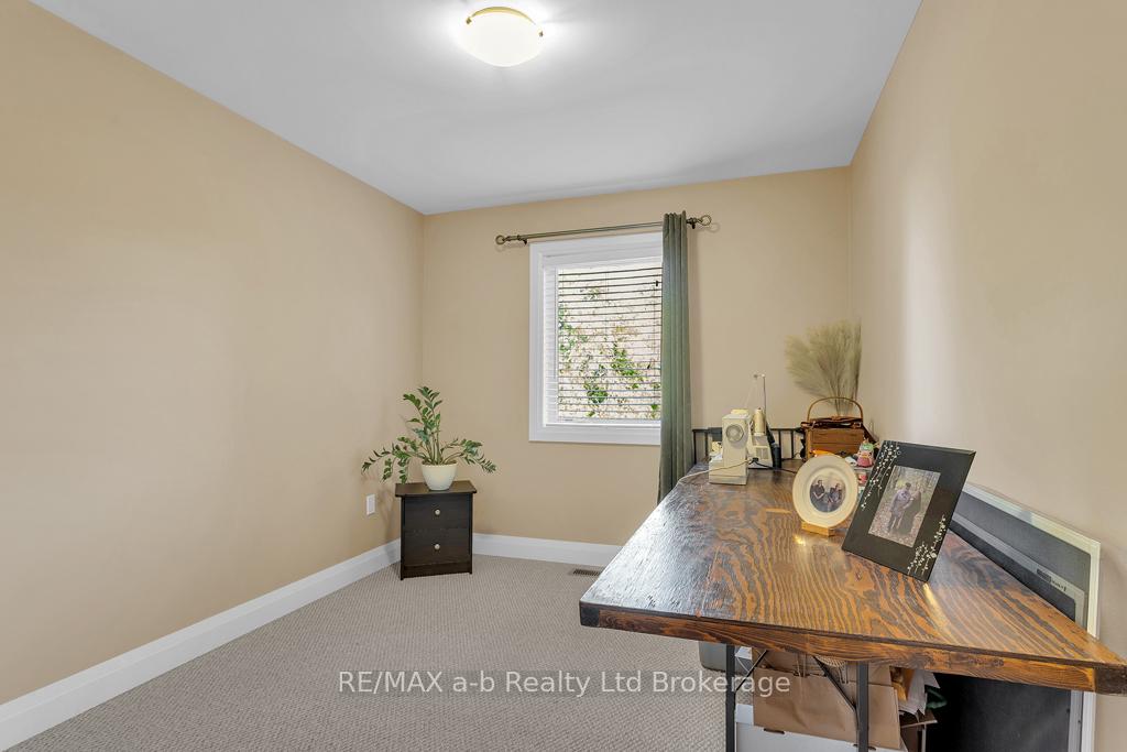 Photo 21 of 9442 Richmond Road, Bayham, Richmond — HOMEH