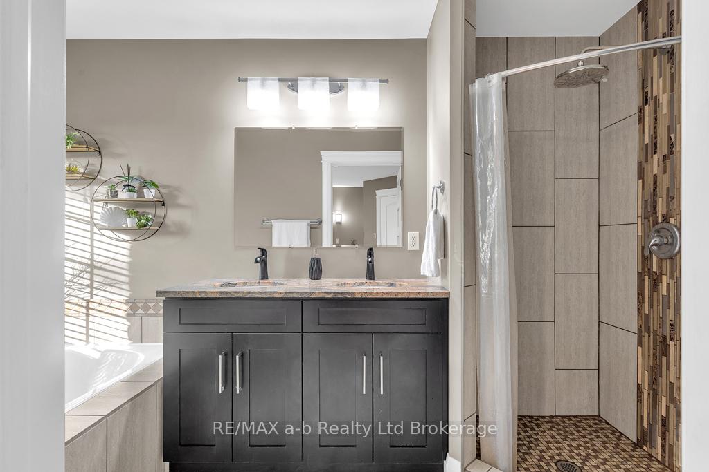 Photo 24 of 9442 Richmond Road, Bayham, Richmond — HOMEH