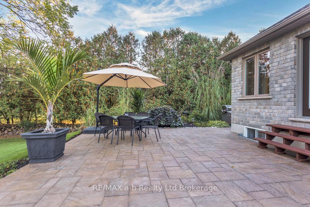 Photo 37 of 9442 Richmond Road, Bayham, Richmond — HOMEH