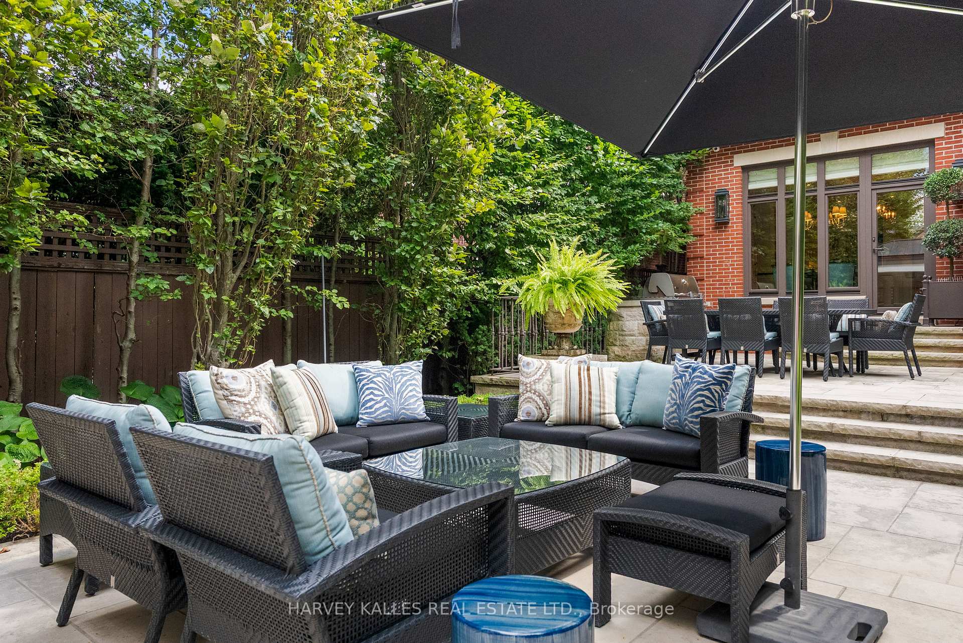 Photo 40 of 92 South Drive, Toronto, Rosedale-Moore Park — HOMEH