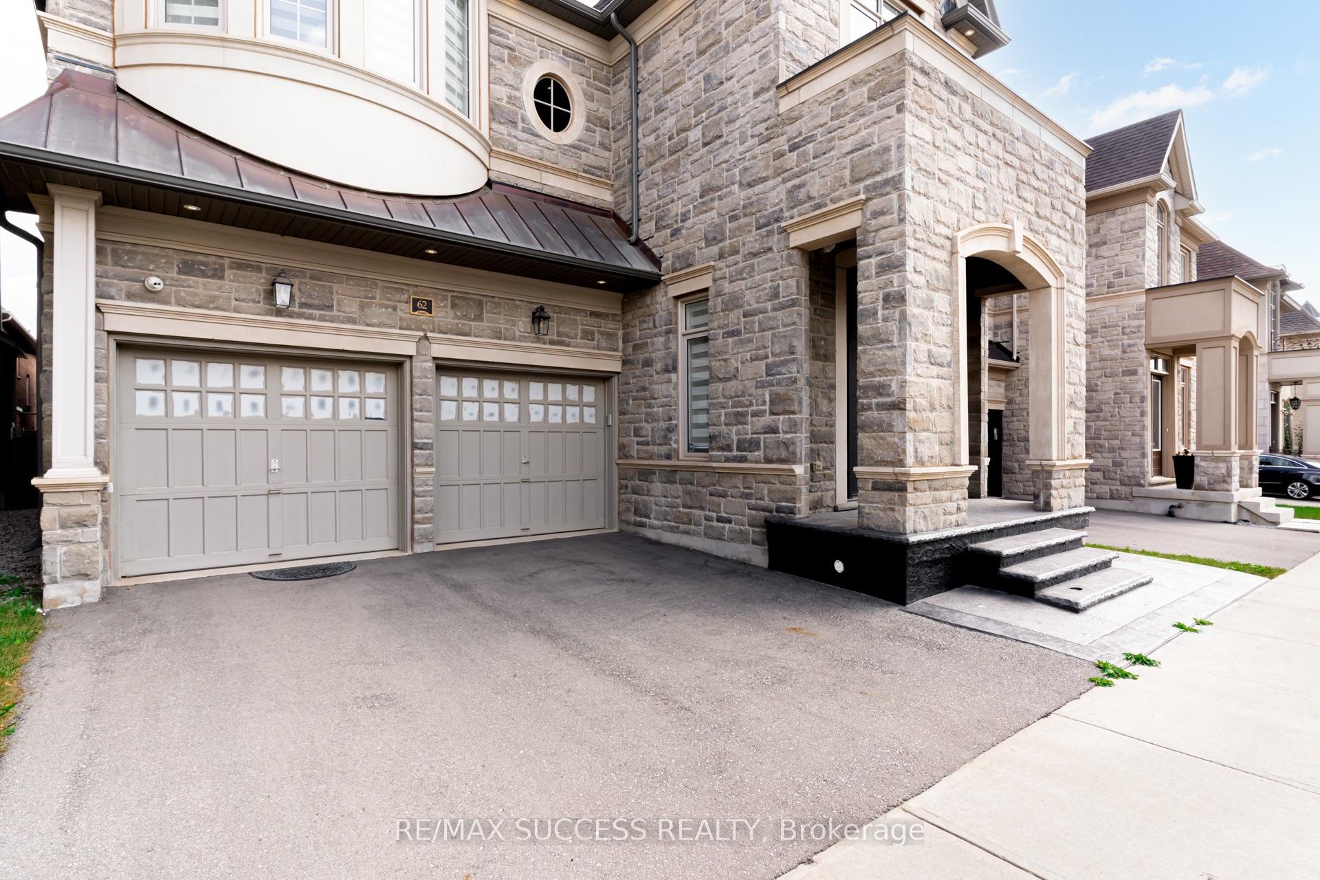 Photo 3 of 62 Threshing Mill Boulevard, Oakville, Glenorchy — HOMEH