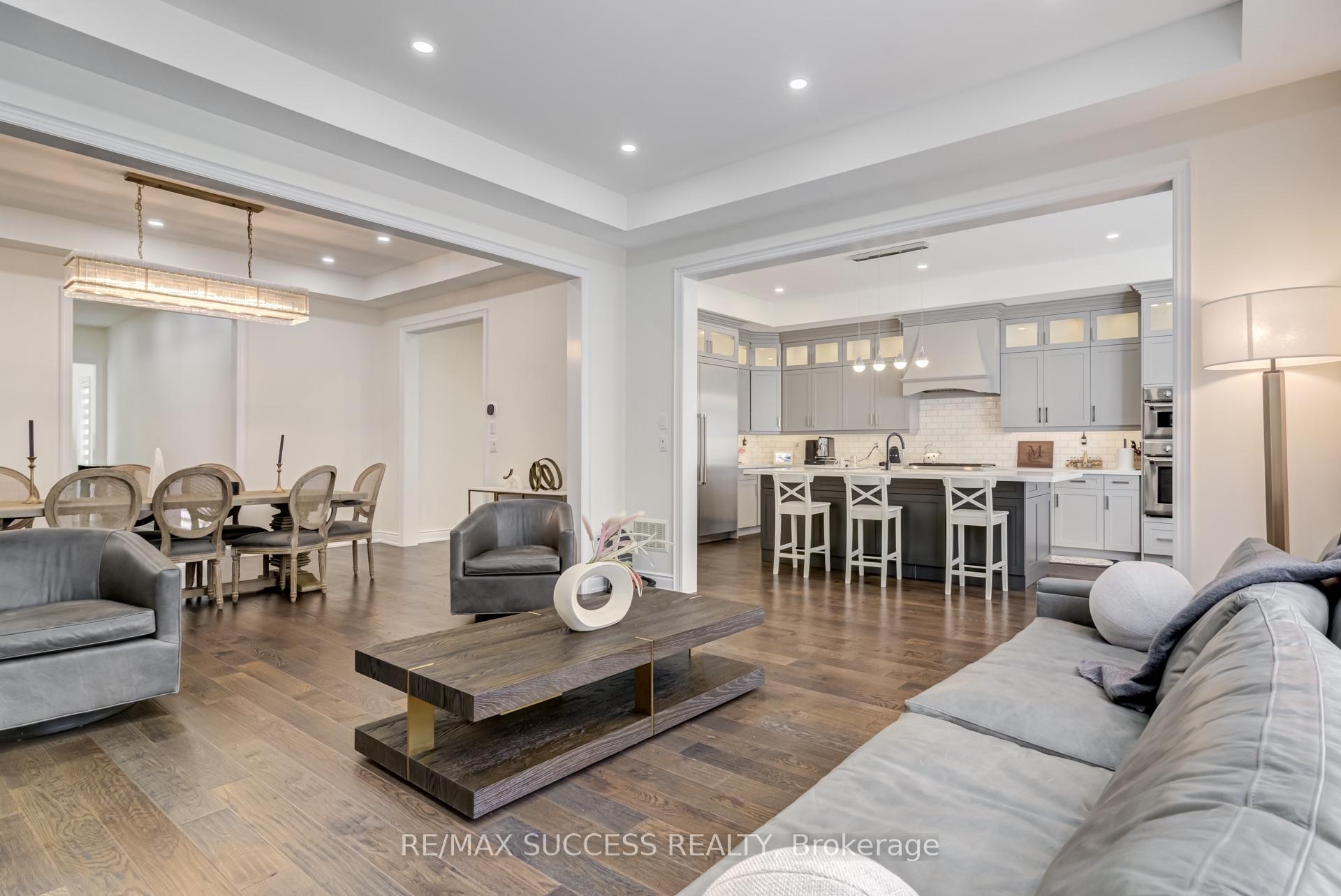 Photo 12 of 62 Threshing Mill Boulevard, Oakville, Glenorchy — HOMEH