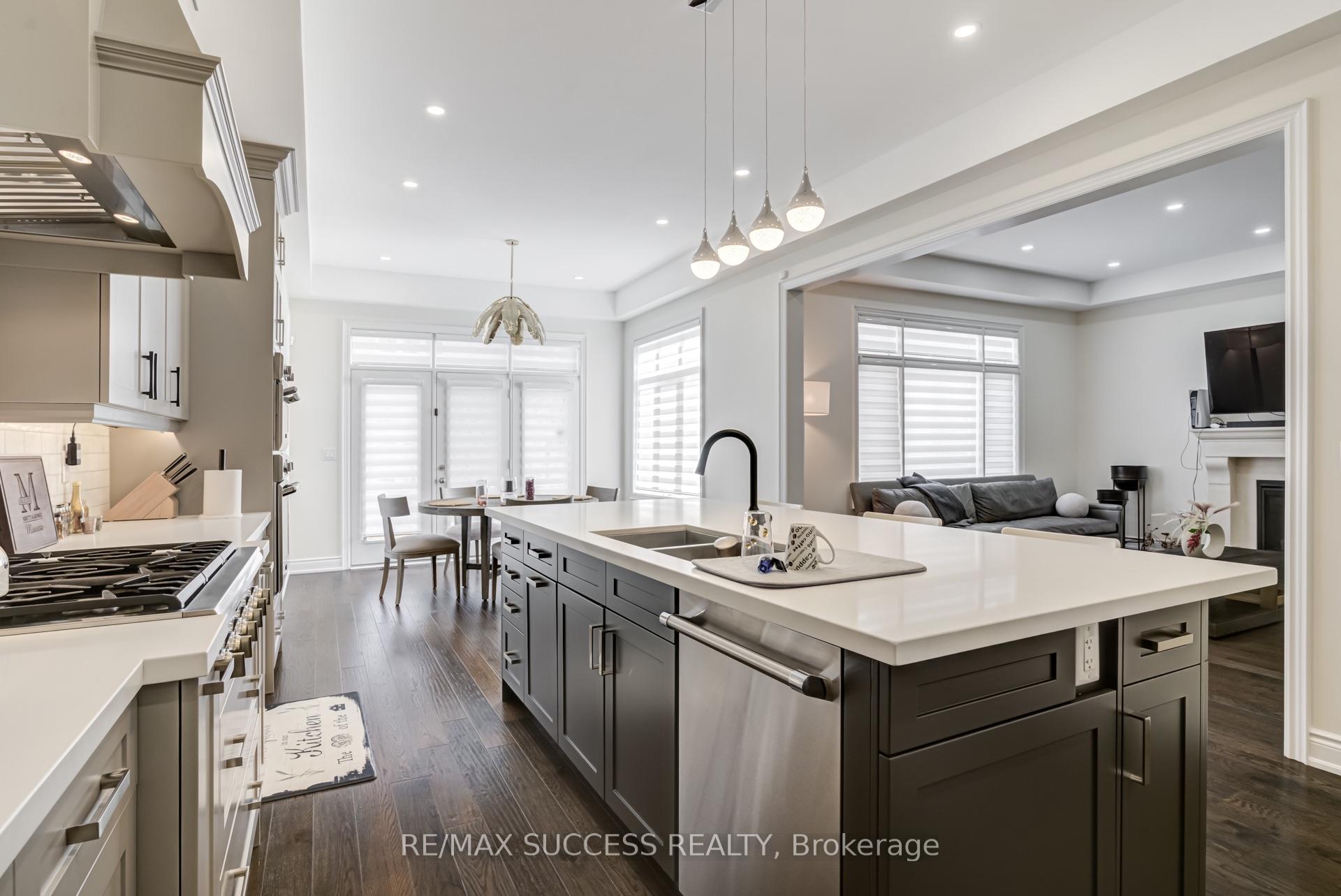 Photo 15 of 62 Threshing Mill Boulevard, Oakville, Glenorchy — HOMEH