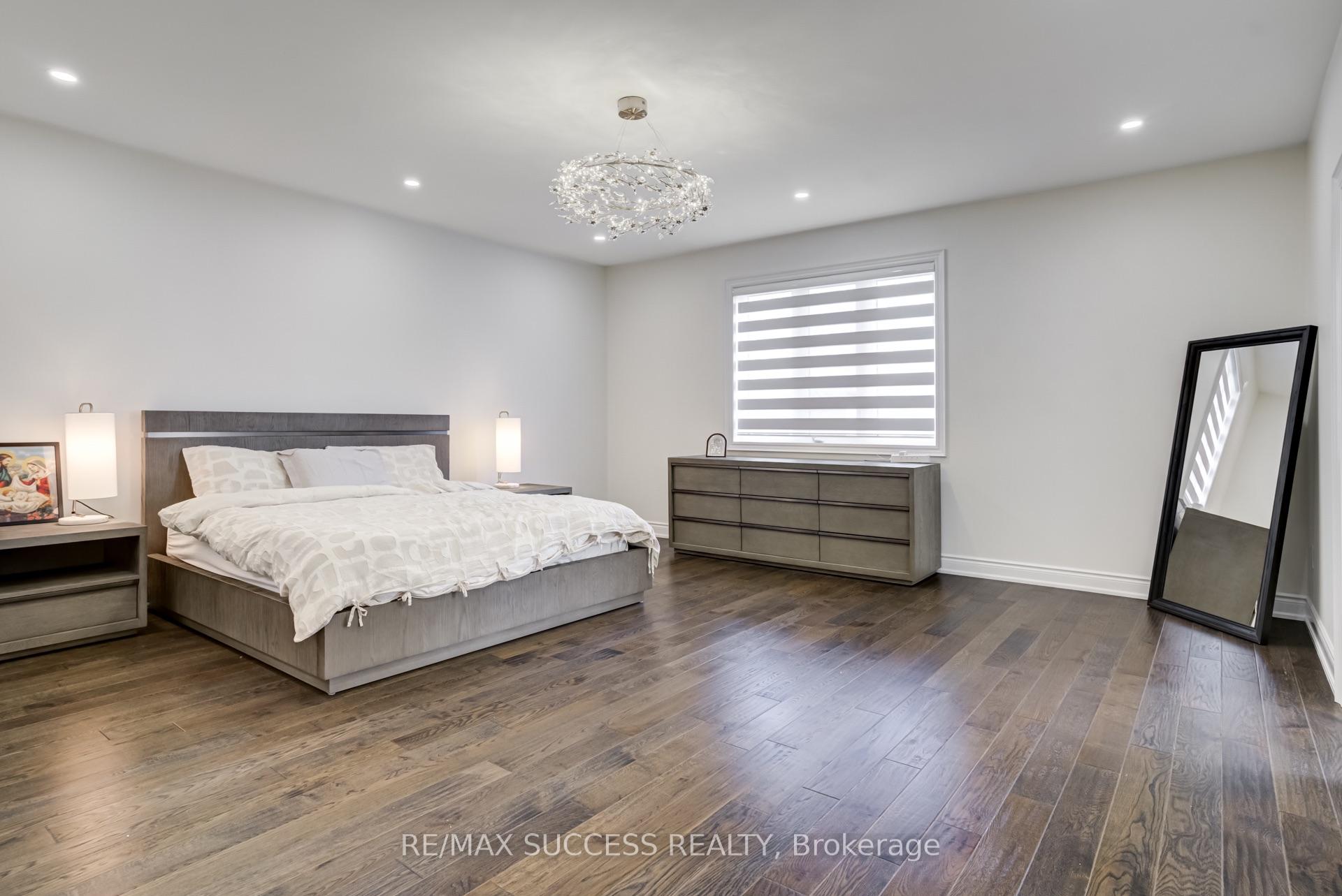 Photo 25 of 62 Threshing Mill Boulevard, Oakville, Glenorchy — HOMEH