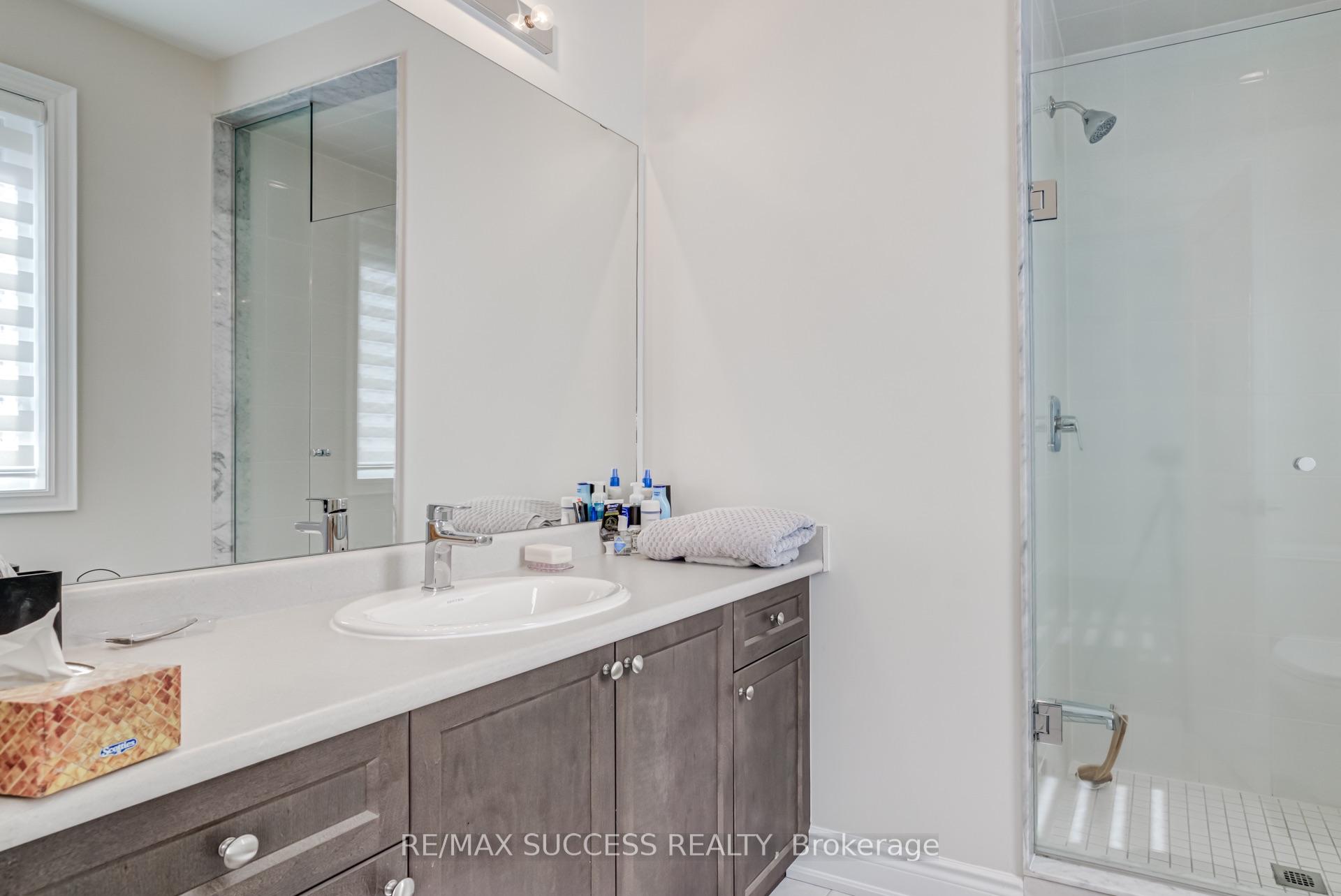 Photo 38 of 62 Threshing Mill Boulevard, Oakville, Glenorchy — HOMEH
