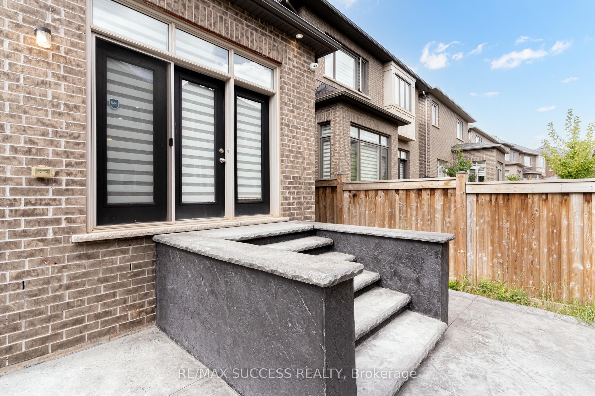 Photo 46 of 62 Threshing Mill Boulevard, Oakville, Glenorchy — HOMEH