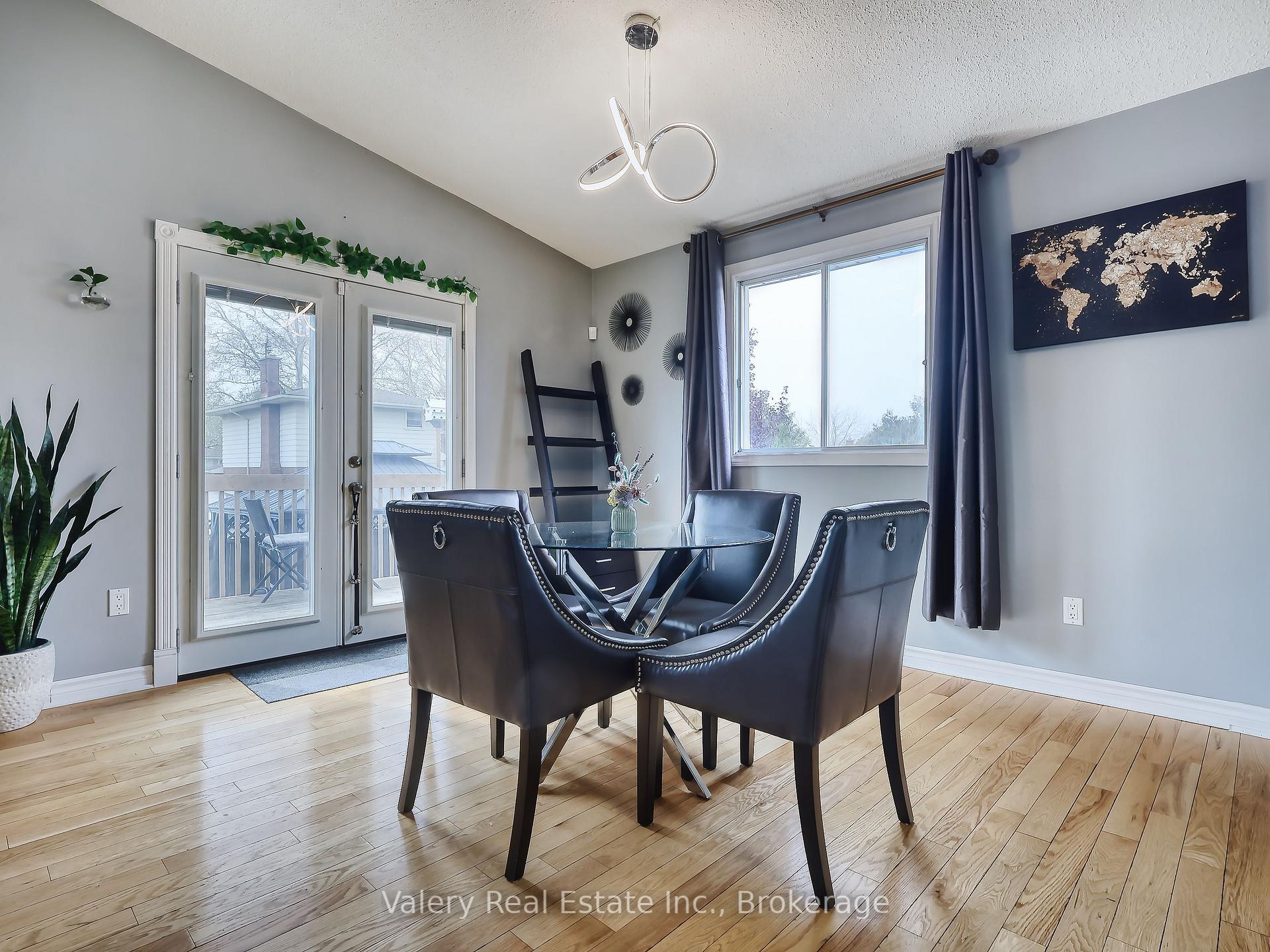 Photo 11 of 36 Rochelle Drive, St. Catharines, Bunting/Linwell — HOMEH