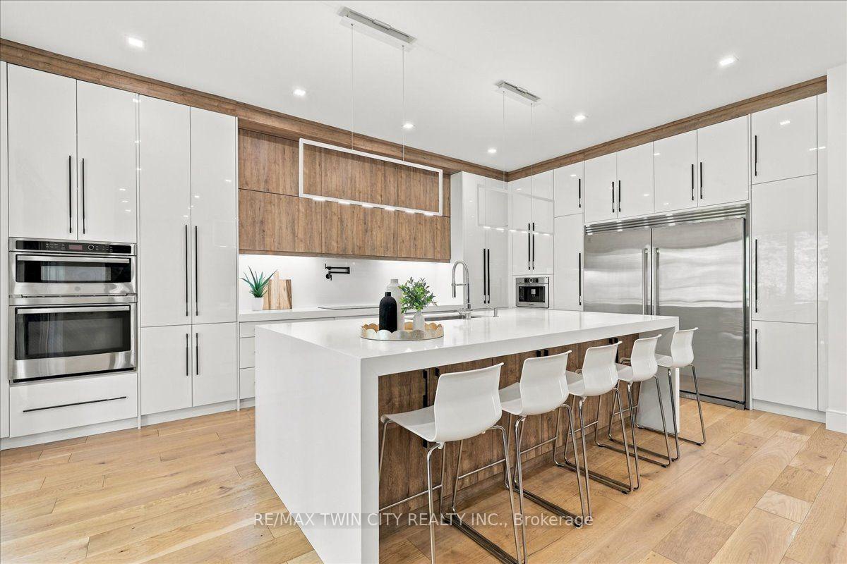 Photo 9 of 320 Otterbein Road, Kitchener, Grand River North — HOMEH