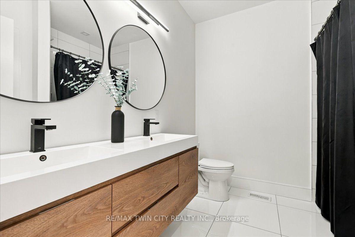 Photo 31 of 320 Otterbein Road, Kitchener, Grand River North — HOMEH
