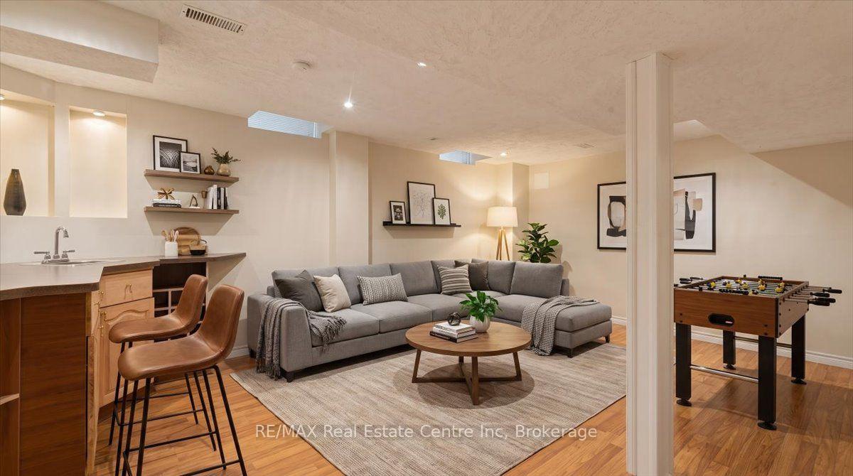 Photo 36 of 2524 Logan Avenue, Oakville, River Oaks — HOMEH