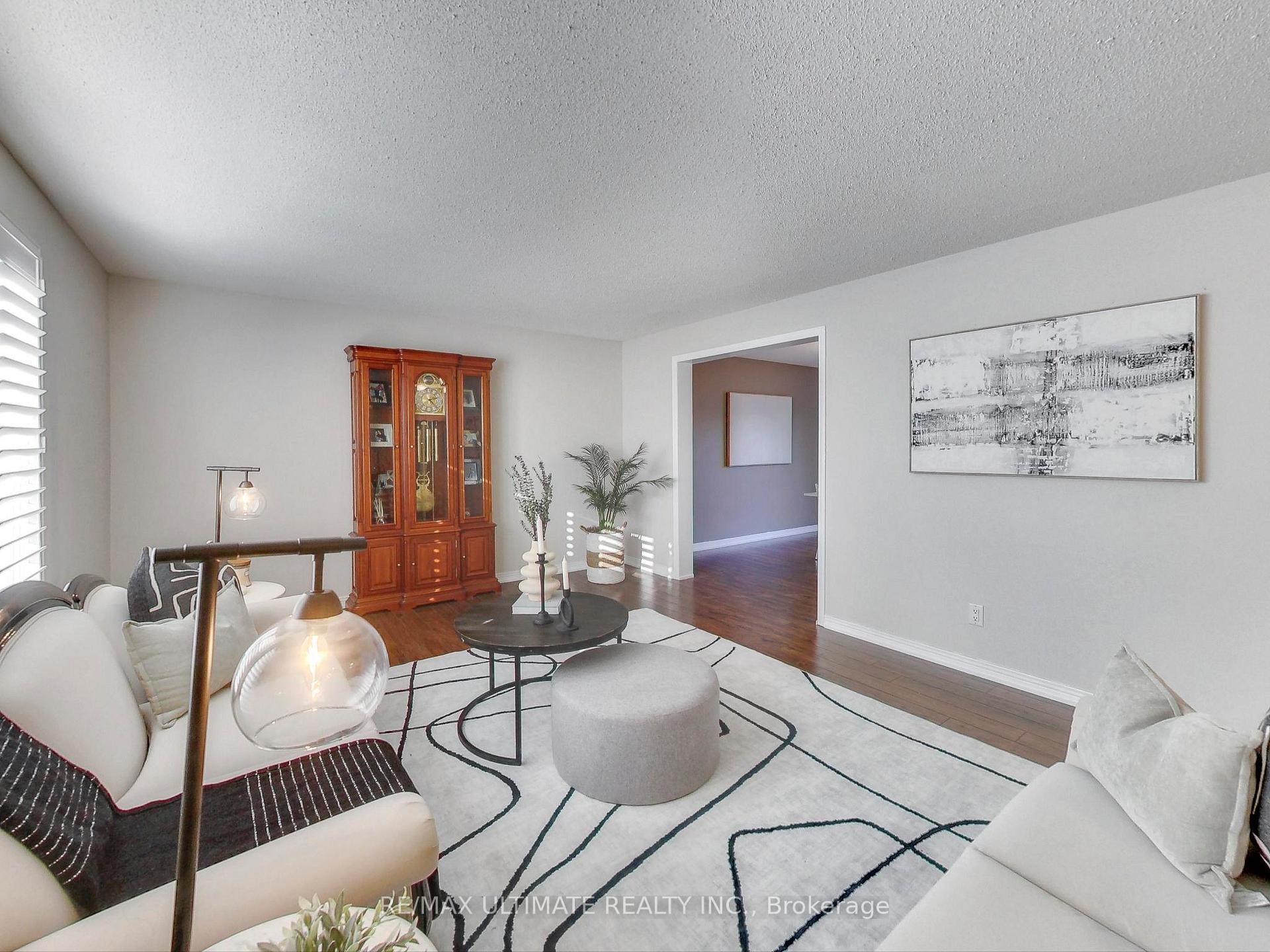 Photo 6 of 71 61st Street S, Wasaga Beach — HOMEH