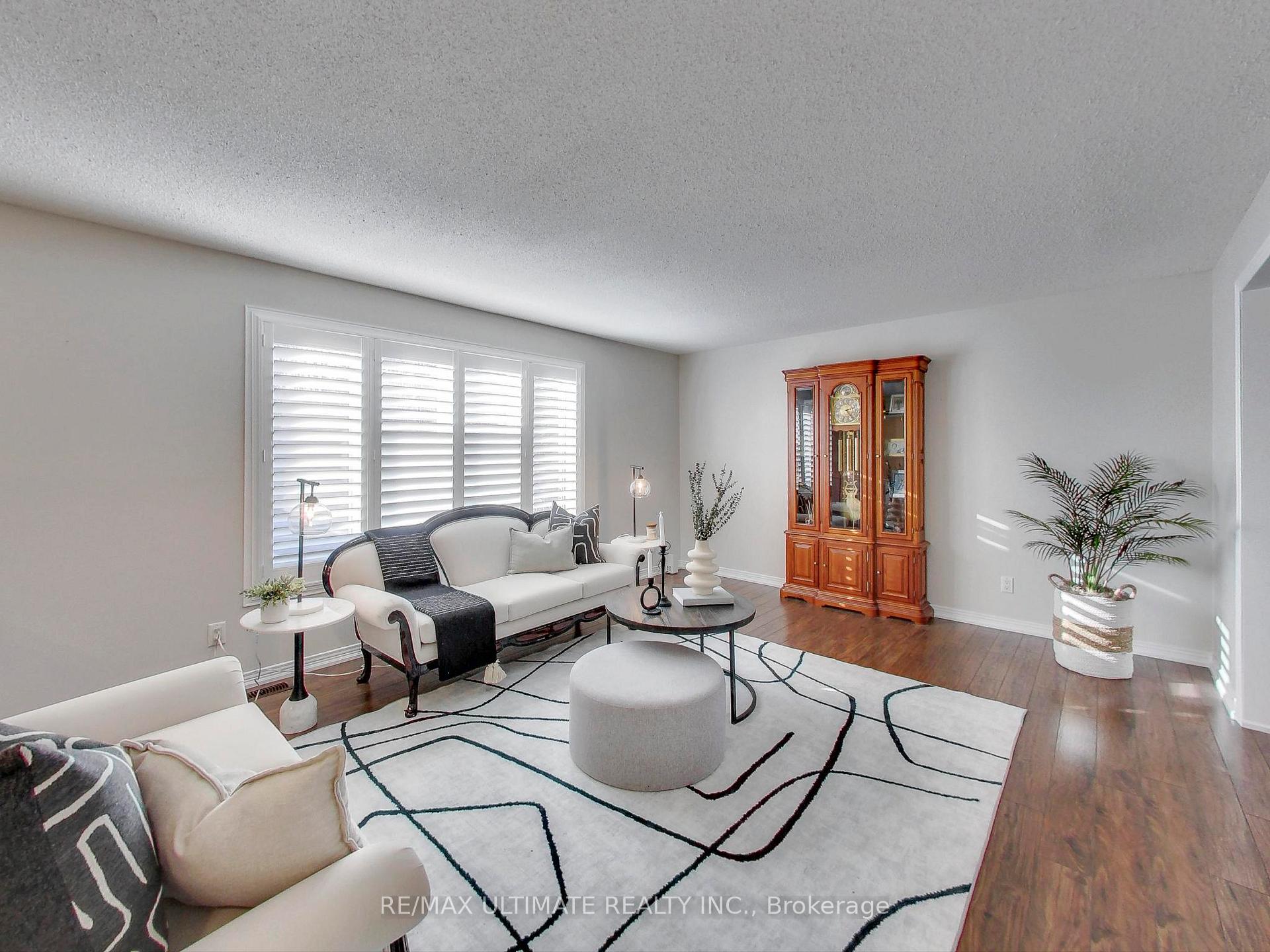 Photo 7 of 71 61st Street S, Wasaga Beach — HOMEH