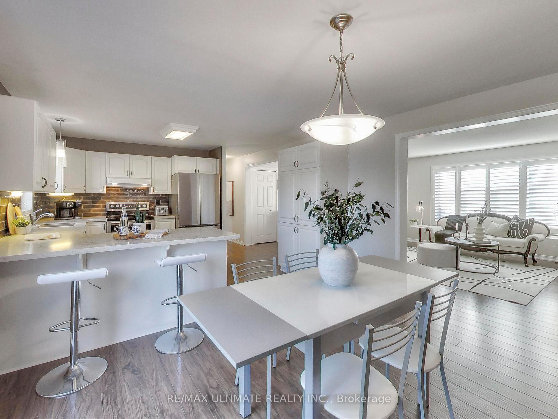 Photo 15 of 71 61st Street S, Wasaga Beach — HOMEH