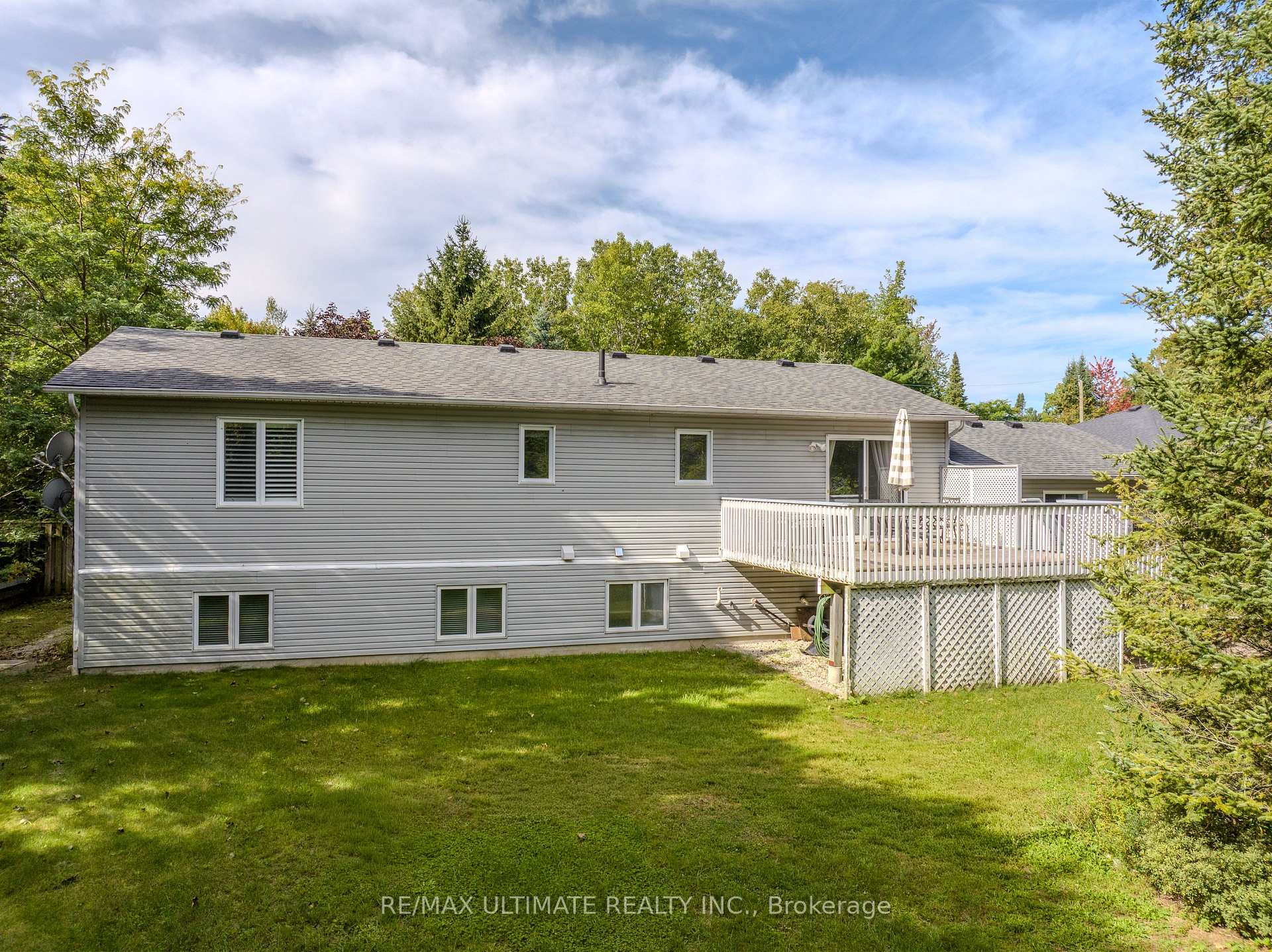 Photo 44 of 71 61st Street S, Wasaga Beach — HOMEH