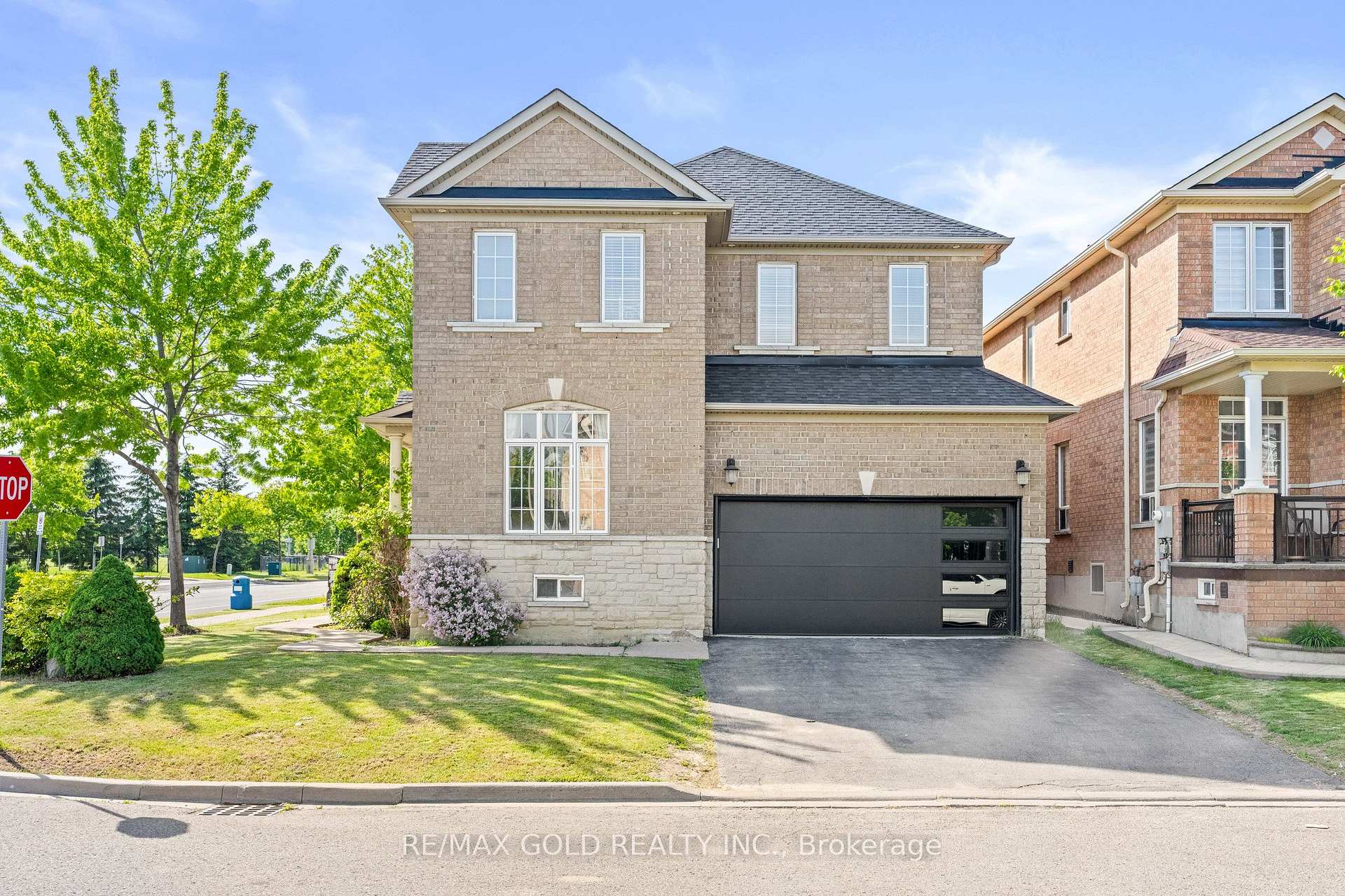 Photo 2 of 261 Mountainash Road, Brampton, Sandringham-Wellington — HOMEH