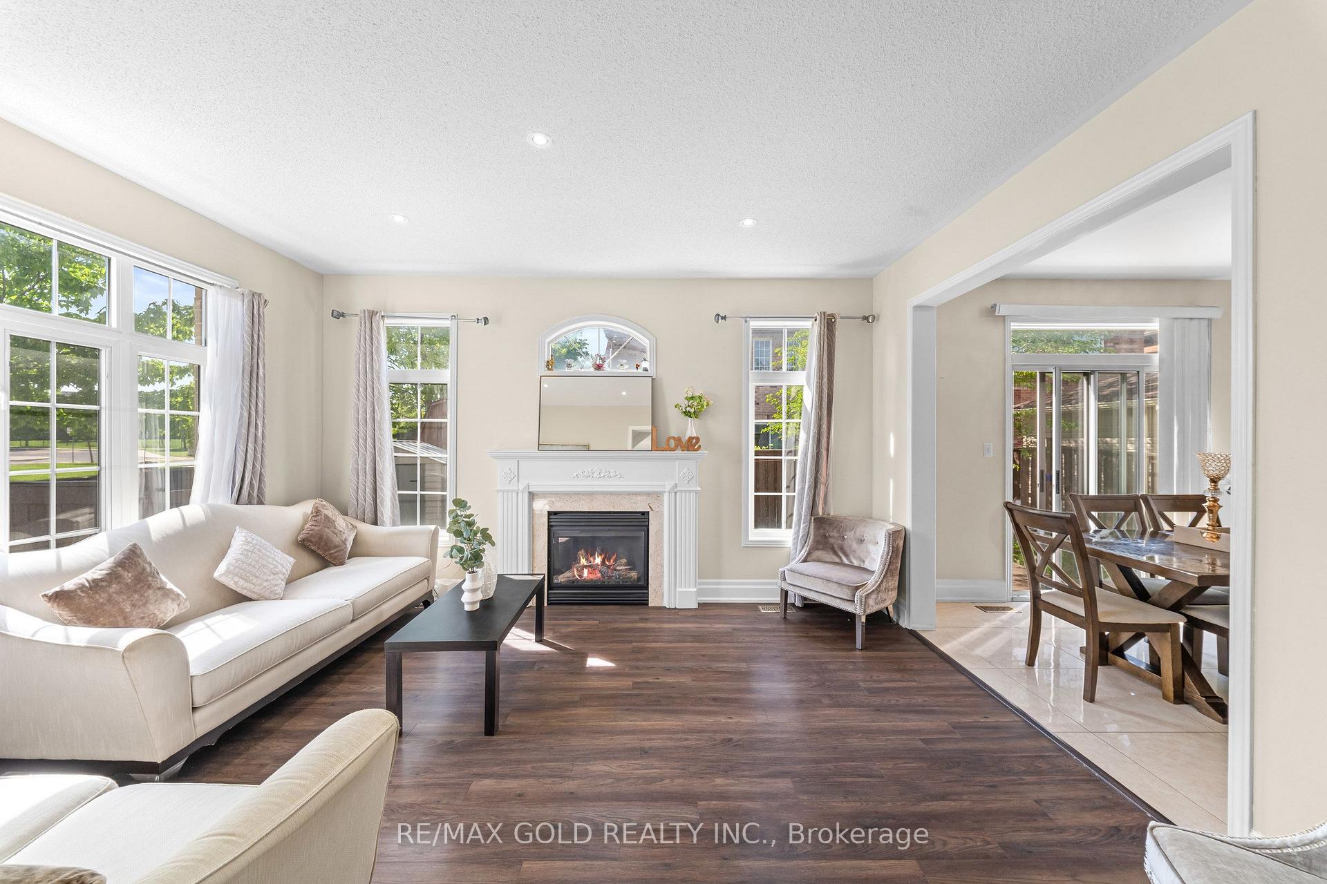 Photo 16 of 261 Mountainash Road, Brampton, Sandringham-Wellington — HOMEH