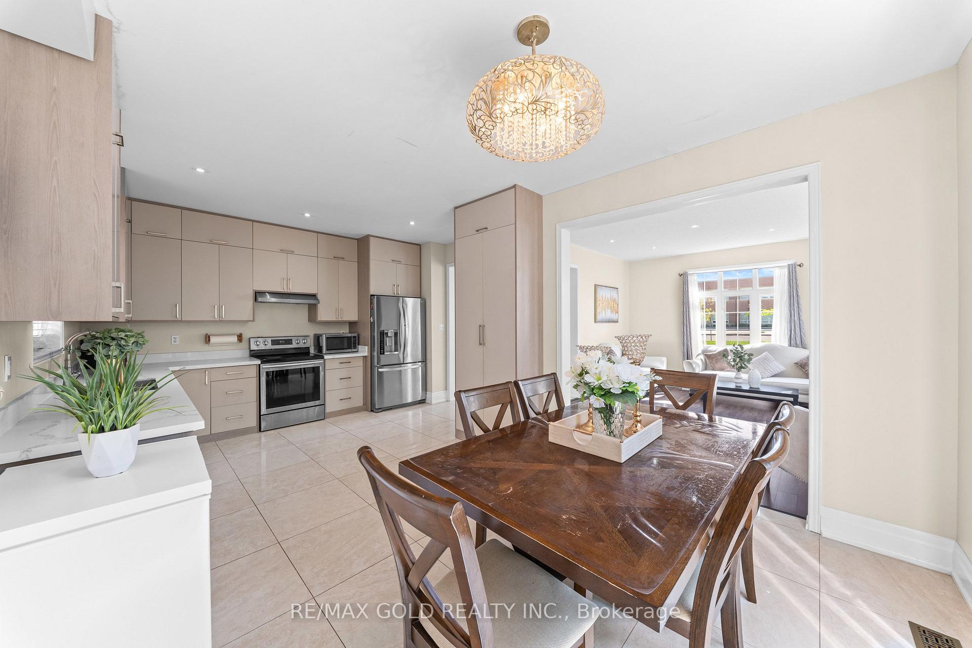 Photo 21 of 261 Mountainash Road, Brampton, Sandringham-Wellington — HOMEH