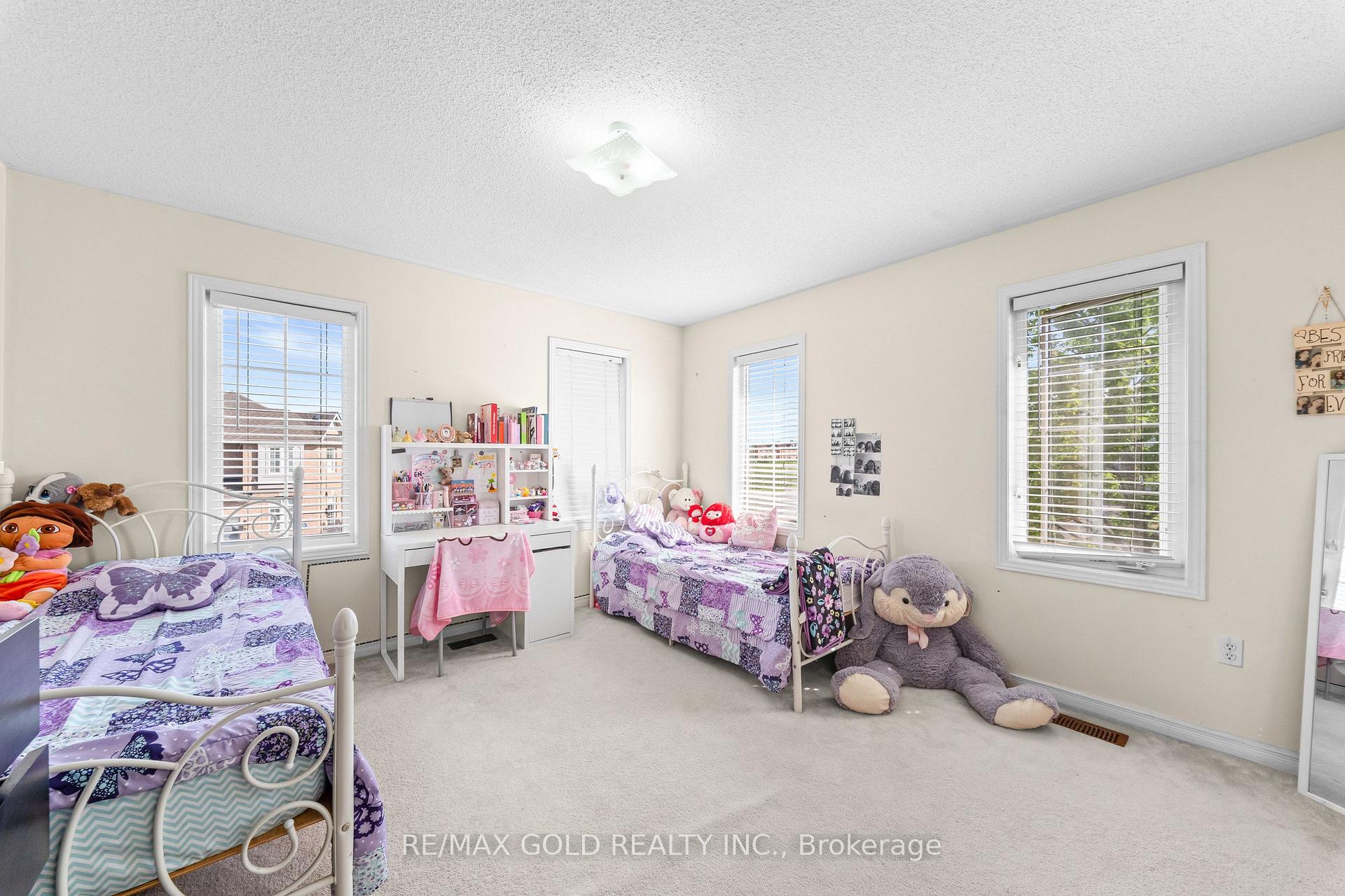 Photo 33 of 261 Mountainash Road, Brampton, Sandringham-Wellington — HOMEH
